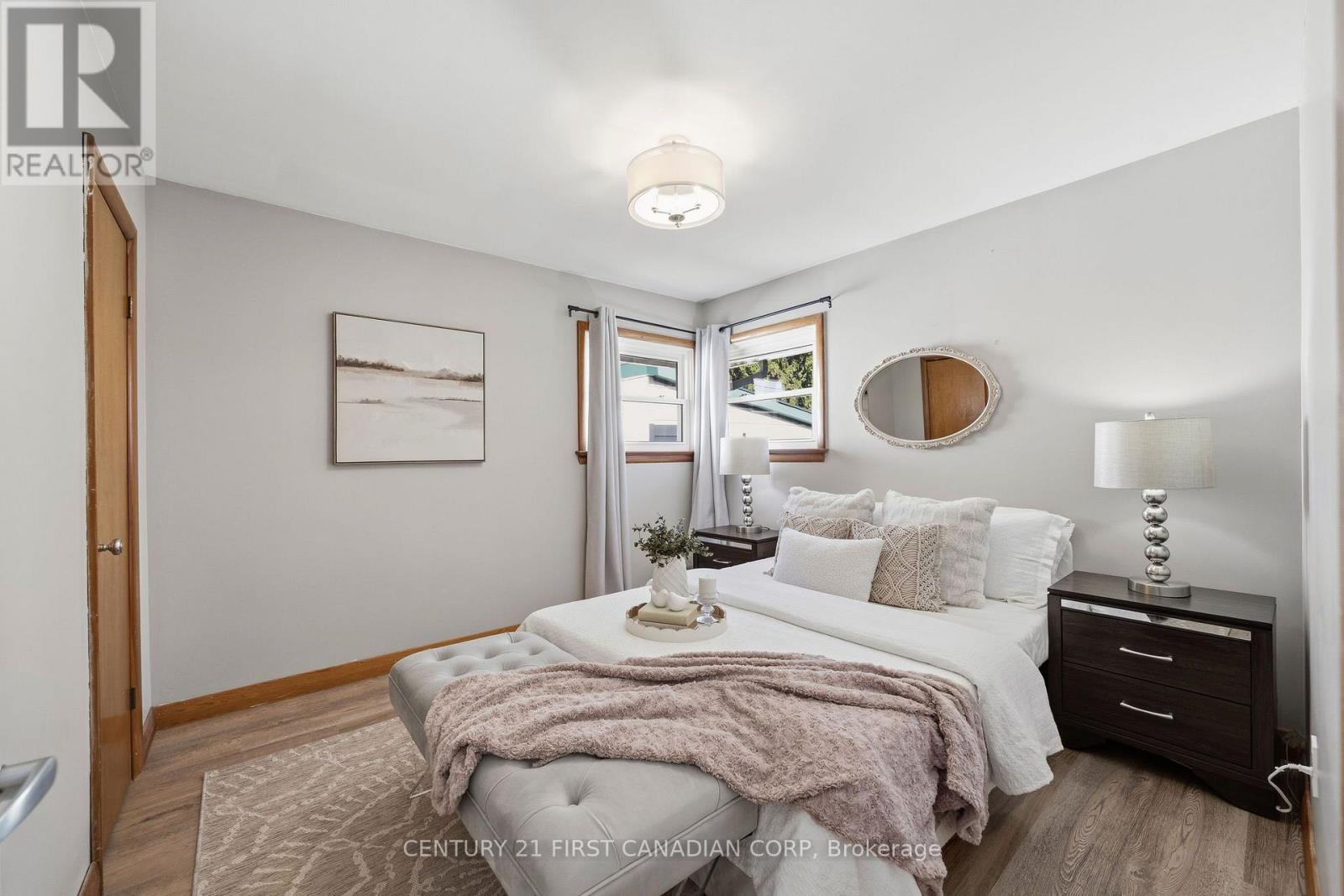 180 Forest Avenue Property Photo 8