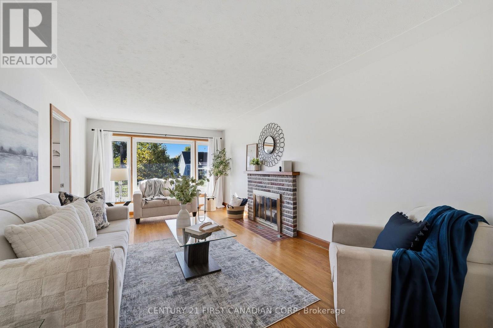 180 Forest Avenue Property Photo 11