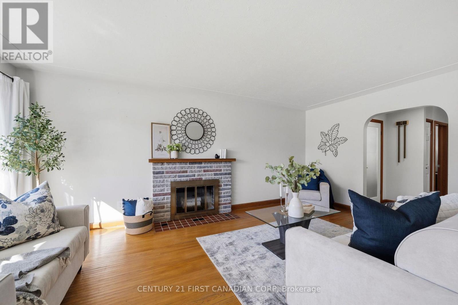180 Forest Avenue Property Photo 14