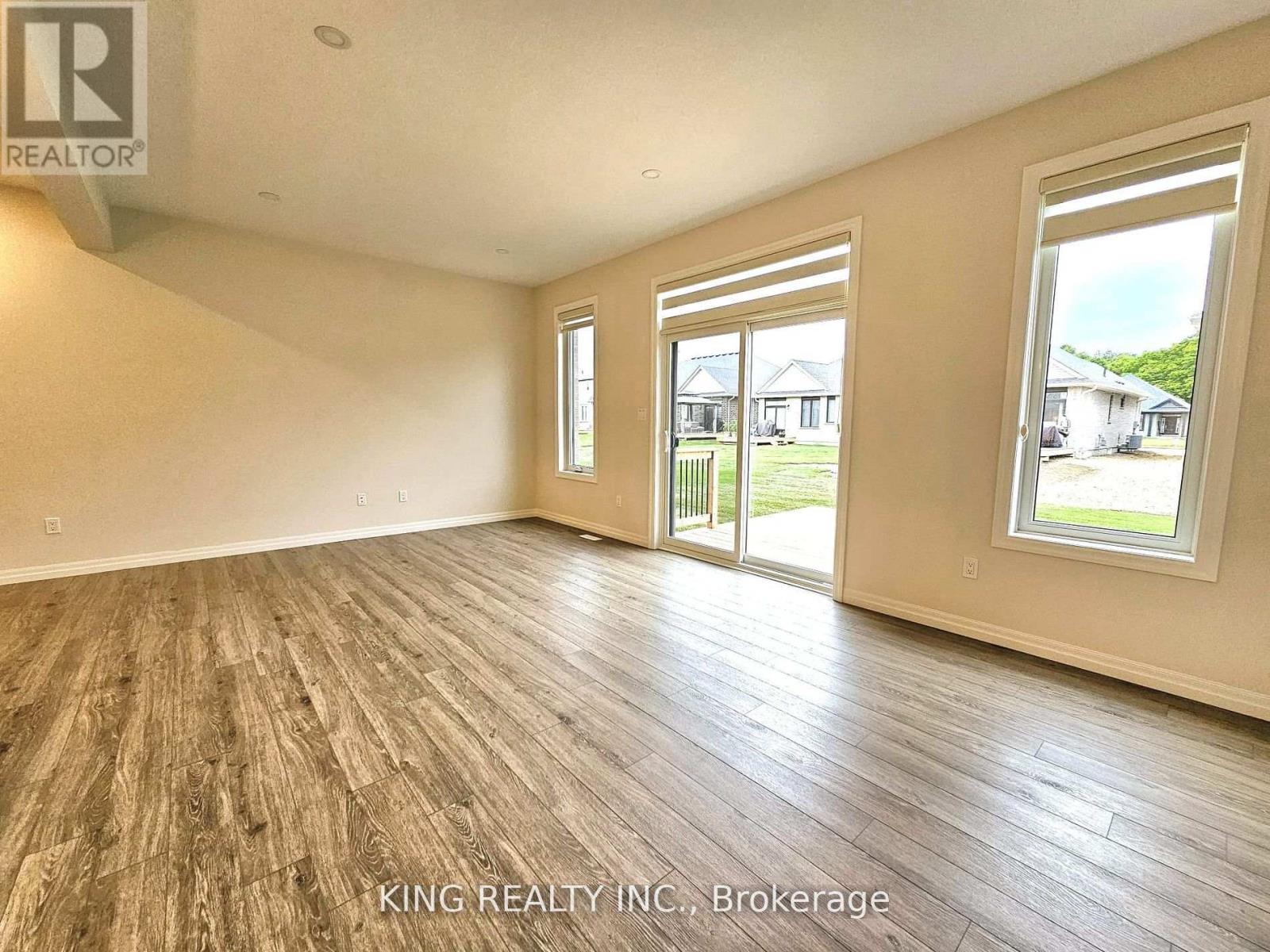 214 Renaissance Drive Property Photo 7