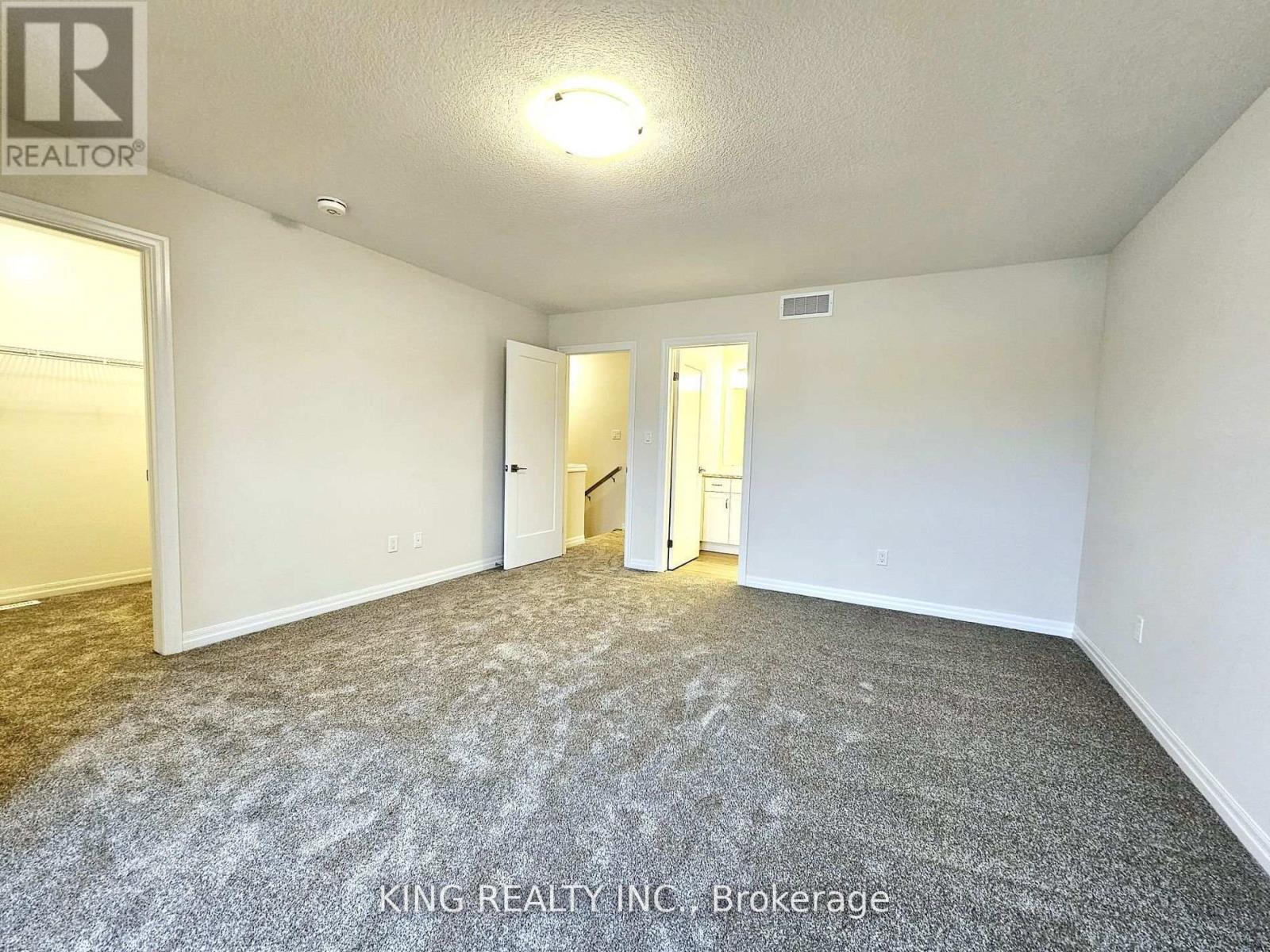 214 Renaissance Drive Property Photo 11