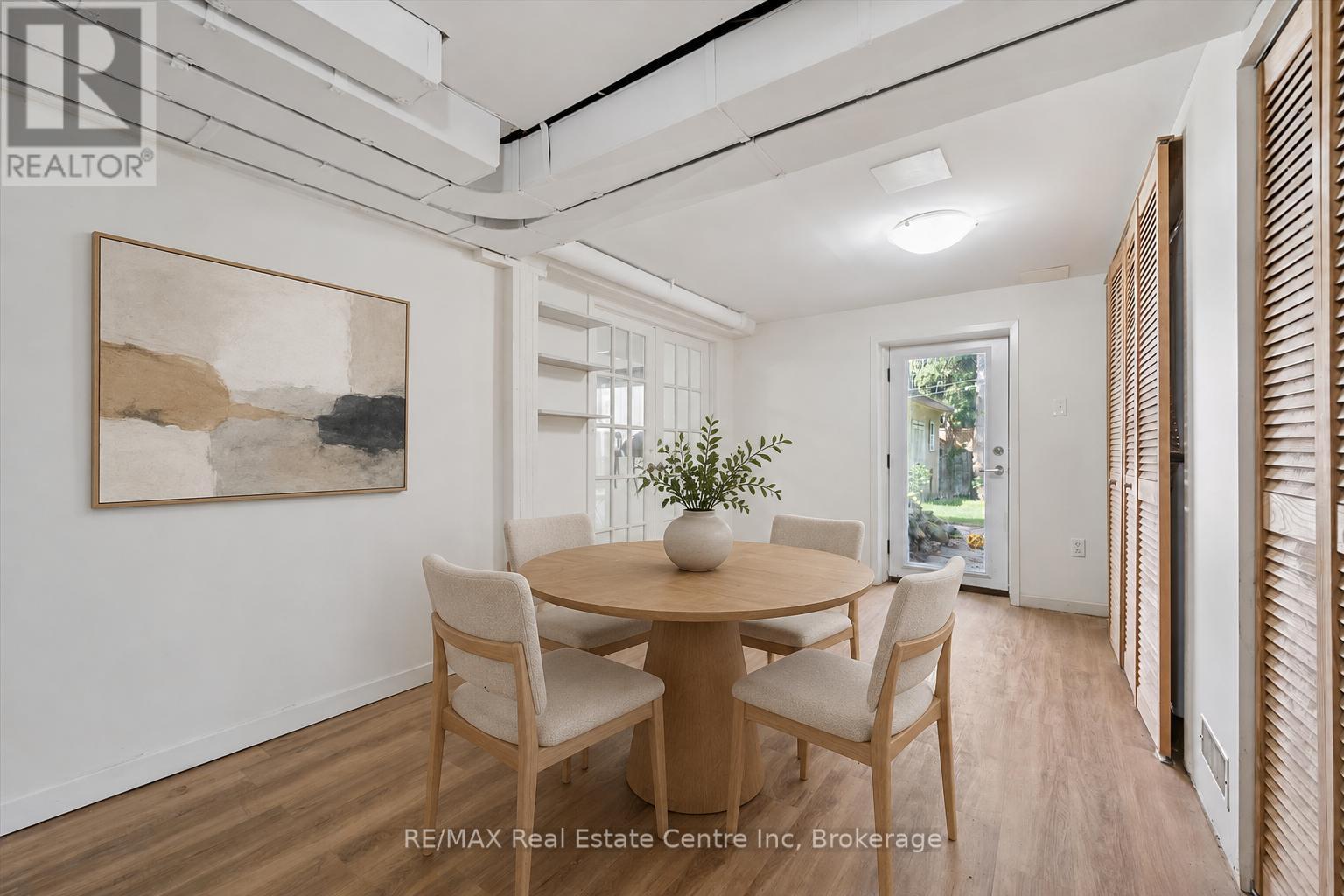 277 Kathleen Street Property Photo 14