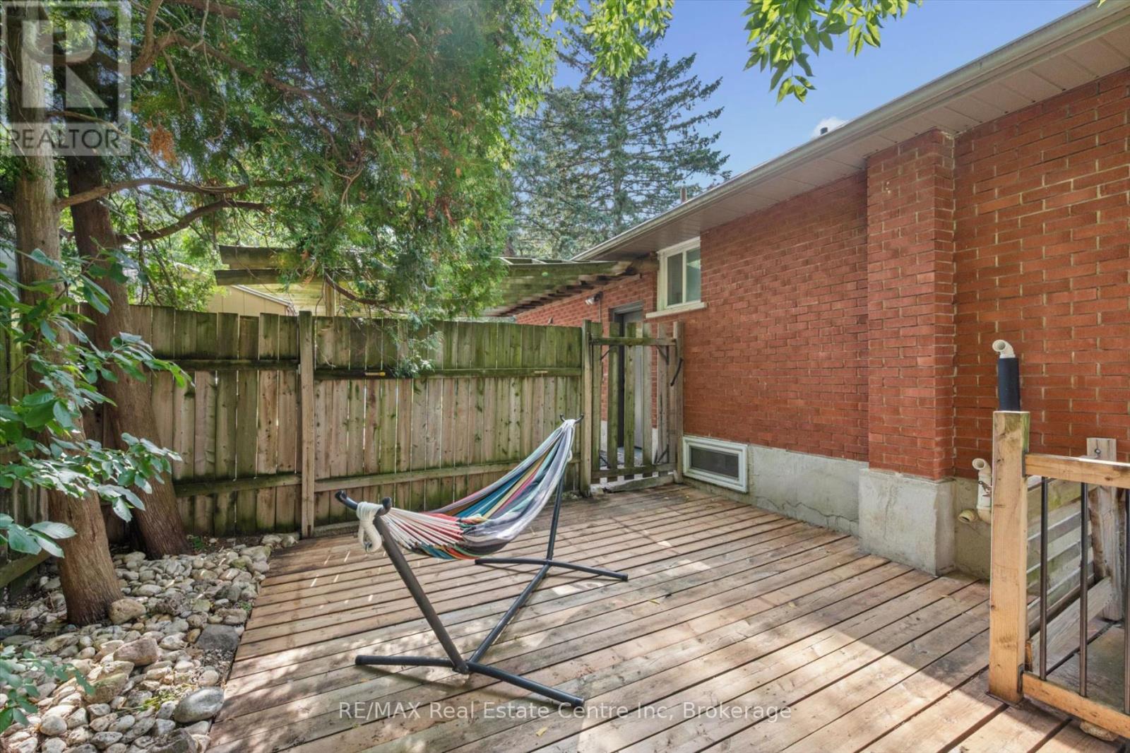 277 Kathleen Street Property Photo 25