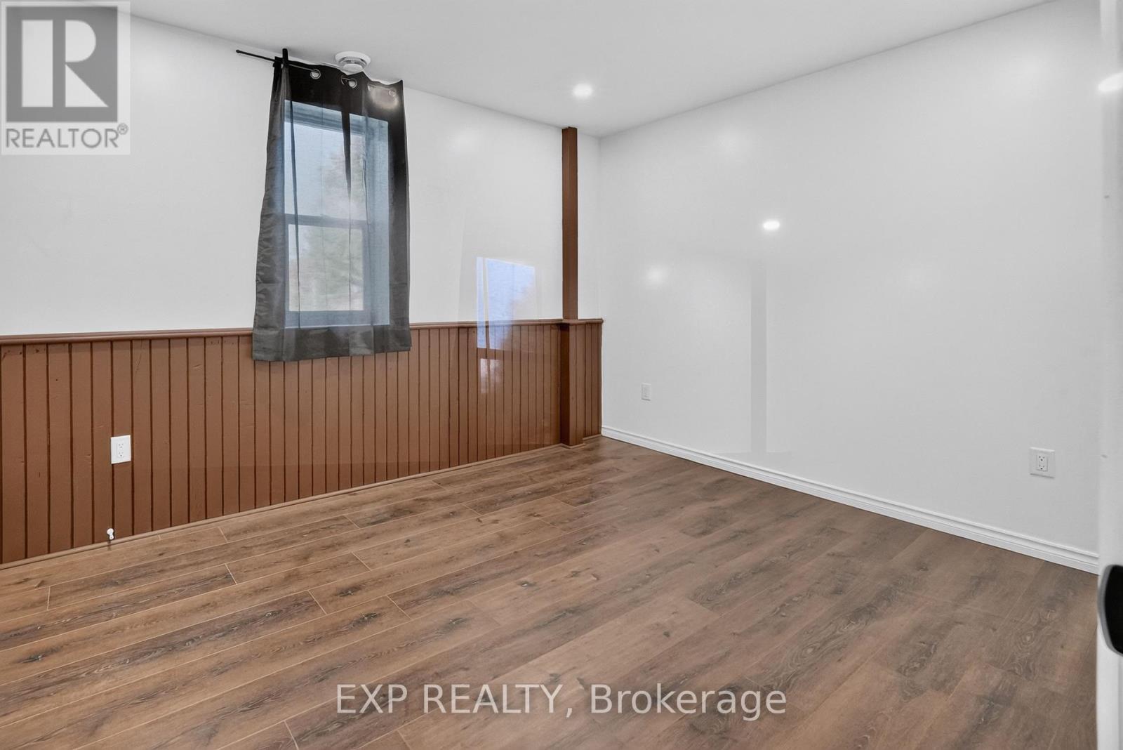 6330 County Rd 10 Line Property Photo 10