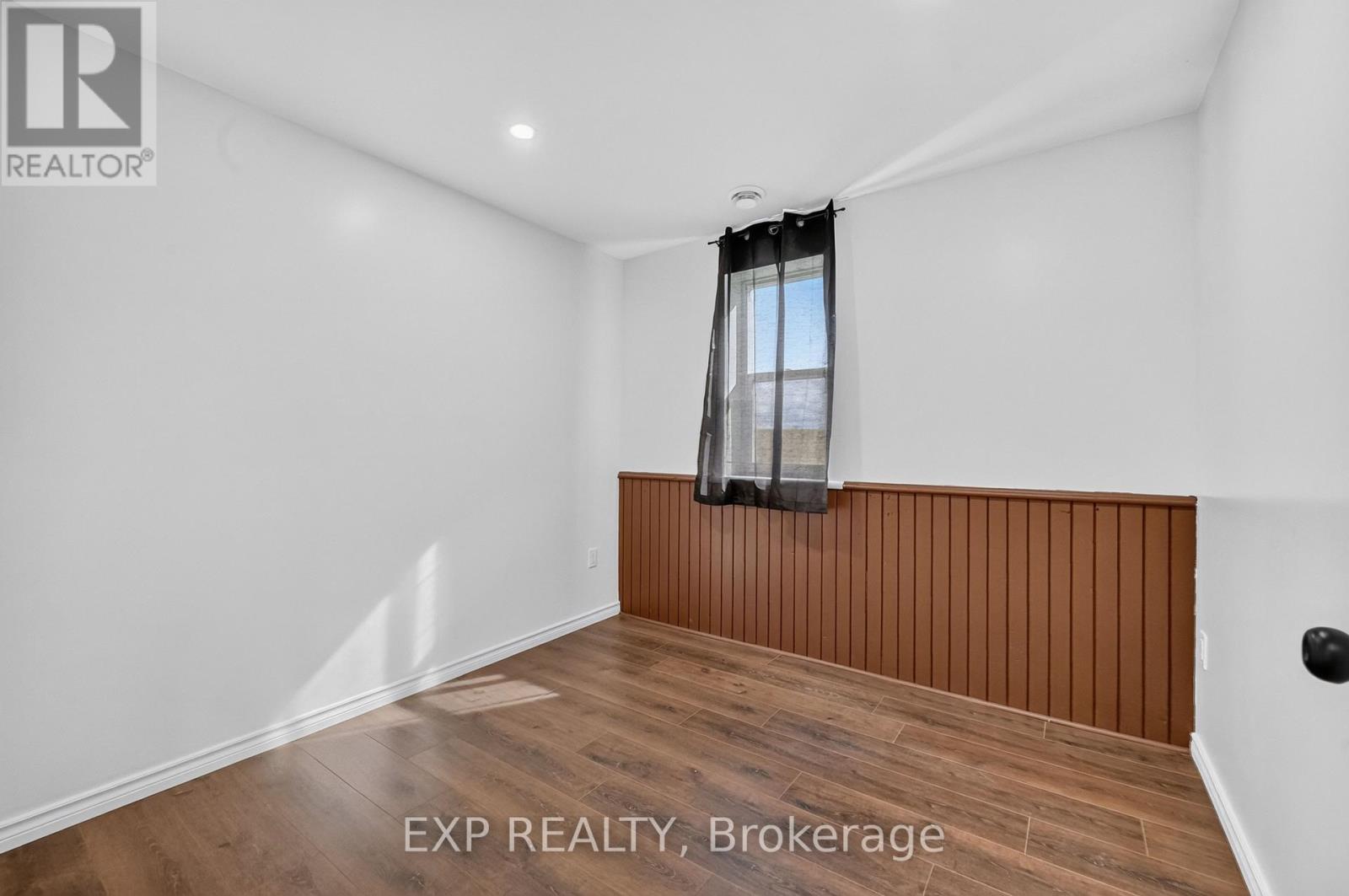 6330 County Rd 10 Line Property Photo 14