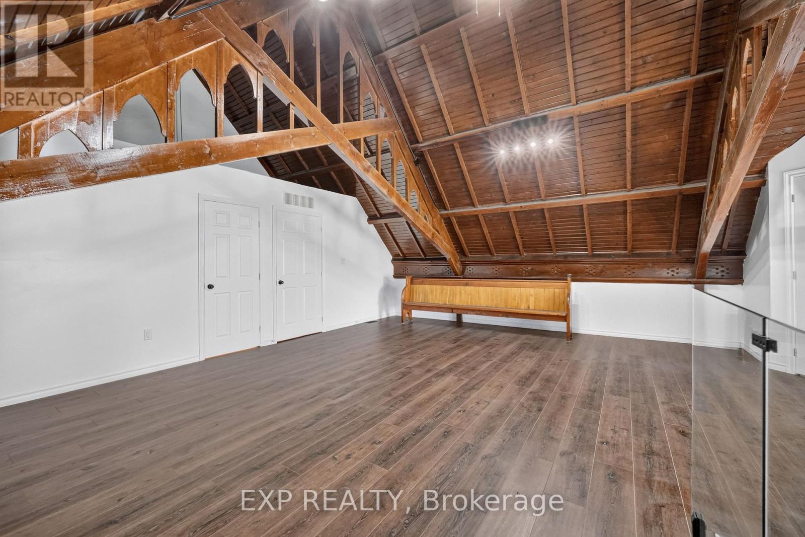 6330 County Rd 10 Line Property Photo 35