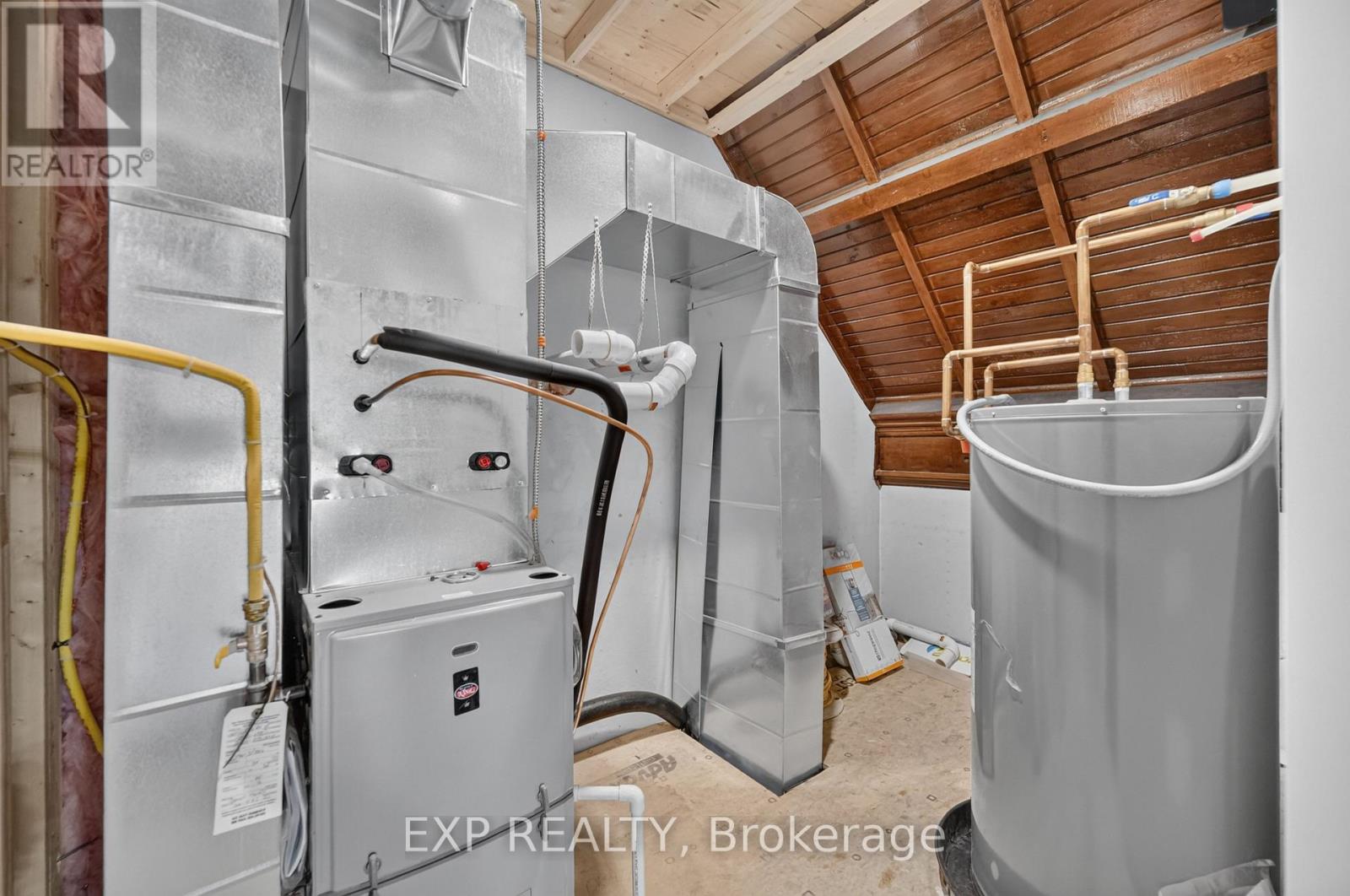 6330 County Rd 10 Line Property Photo 38