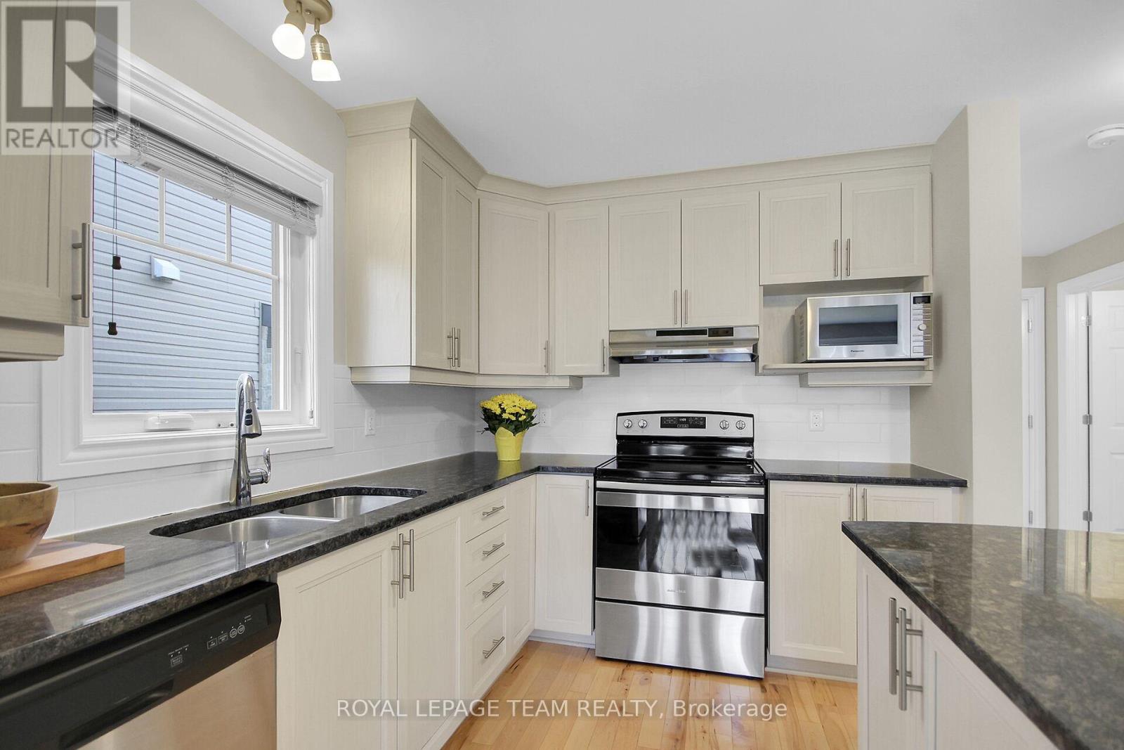 355 Twilight Avenue Property Photo 12