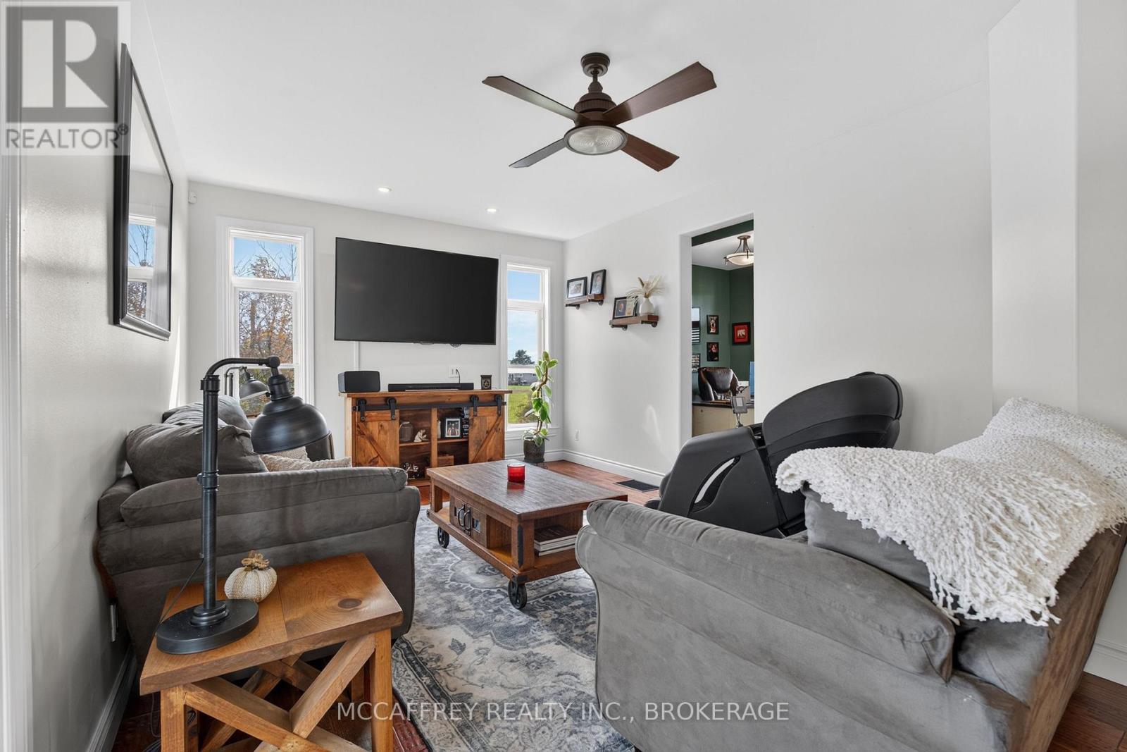 4012 Sydenham Road Property Photo 9