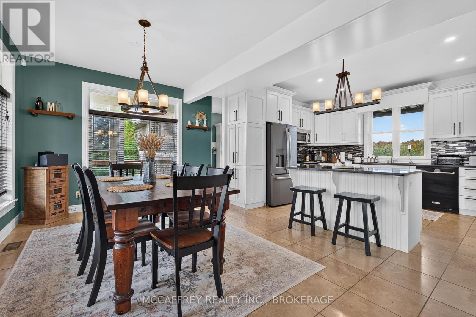 4012 Sydenham Road Property Photo 11