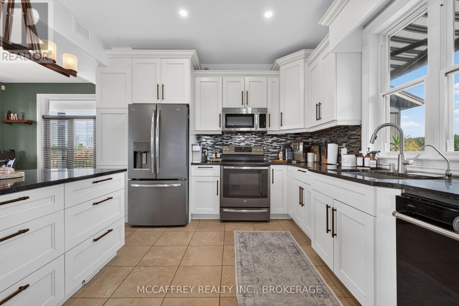4012 Sydenham Road Property Photo 15