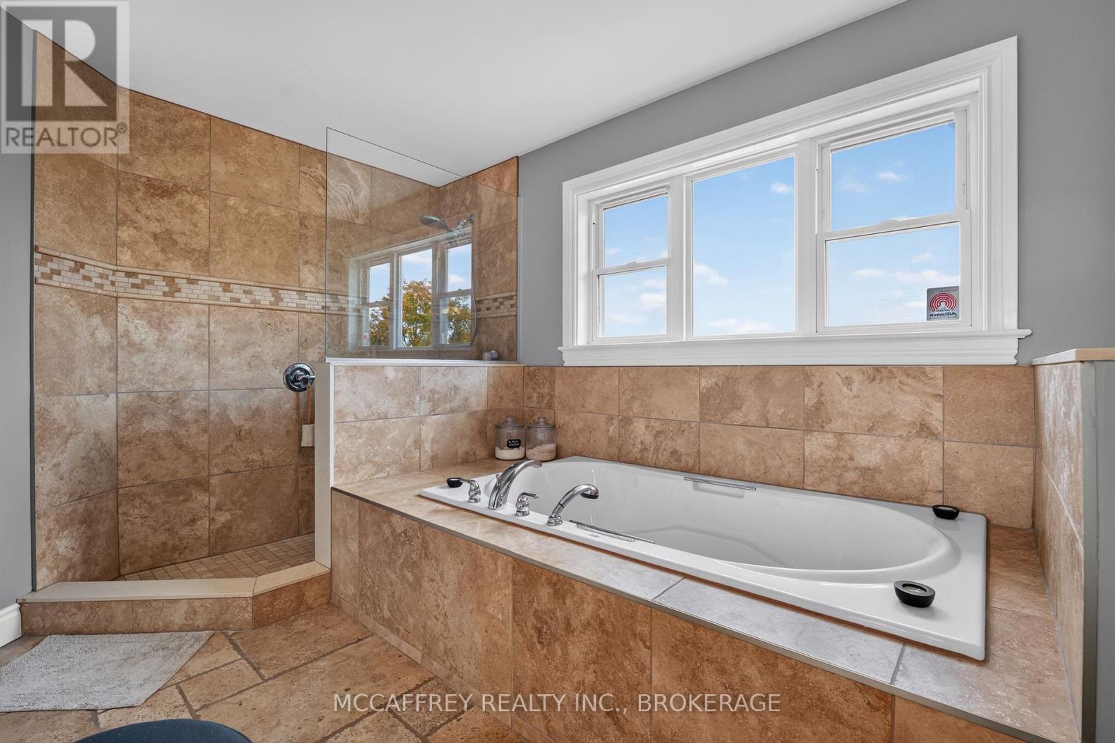 4012 Sydenham Road Property Photo 22