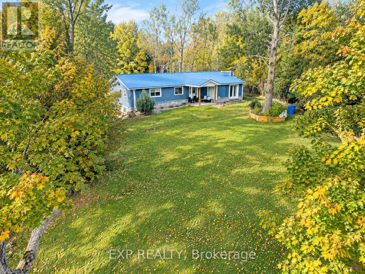 485525 30th Side Road S Property Photo 5