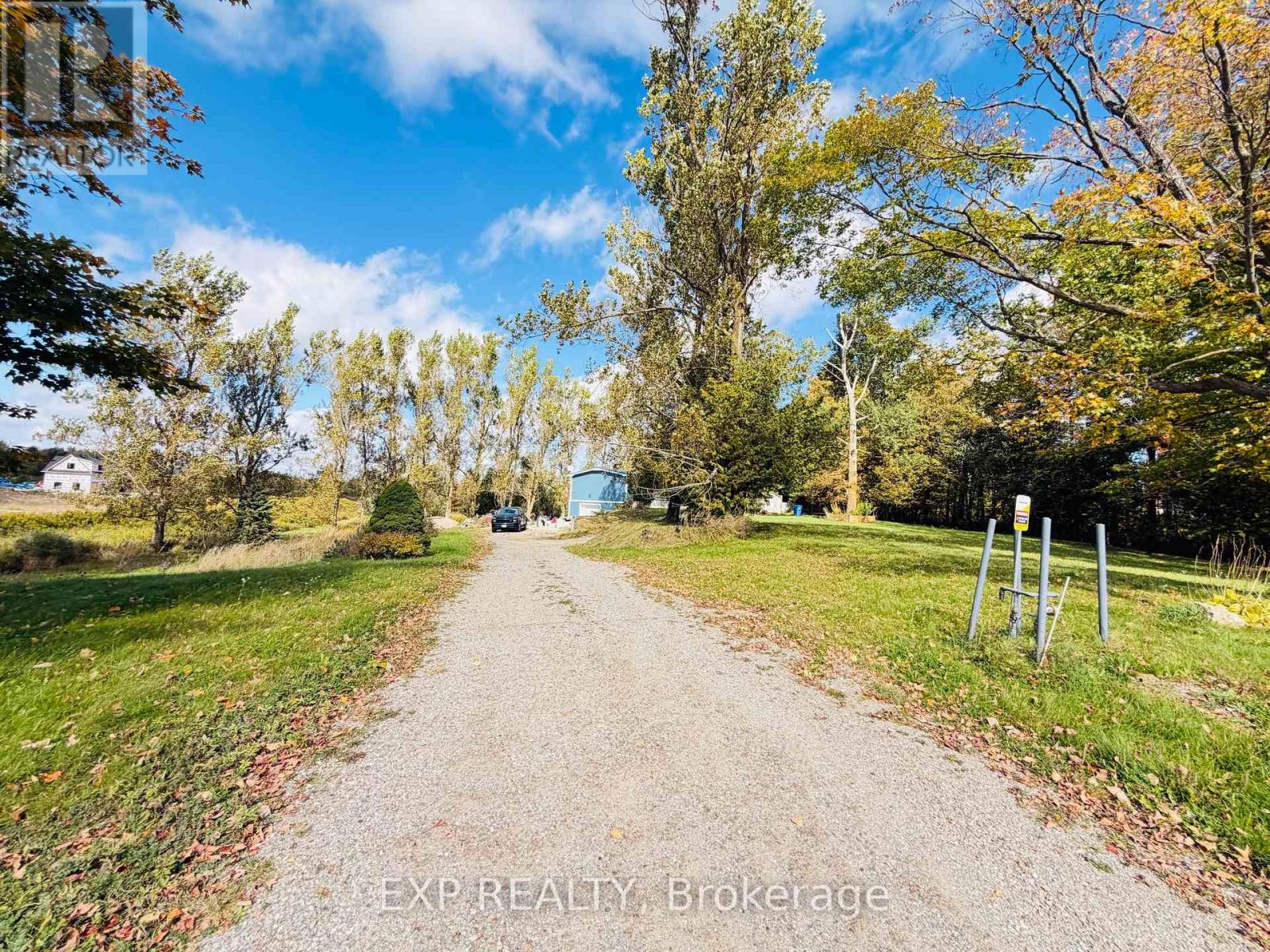 485525 30th Side Road S Property Photo 7