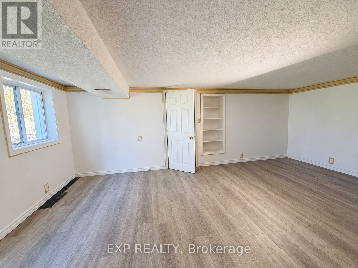 485525 30th Side Road S Property Photo 28