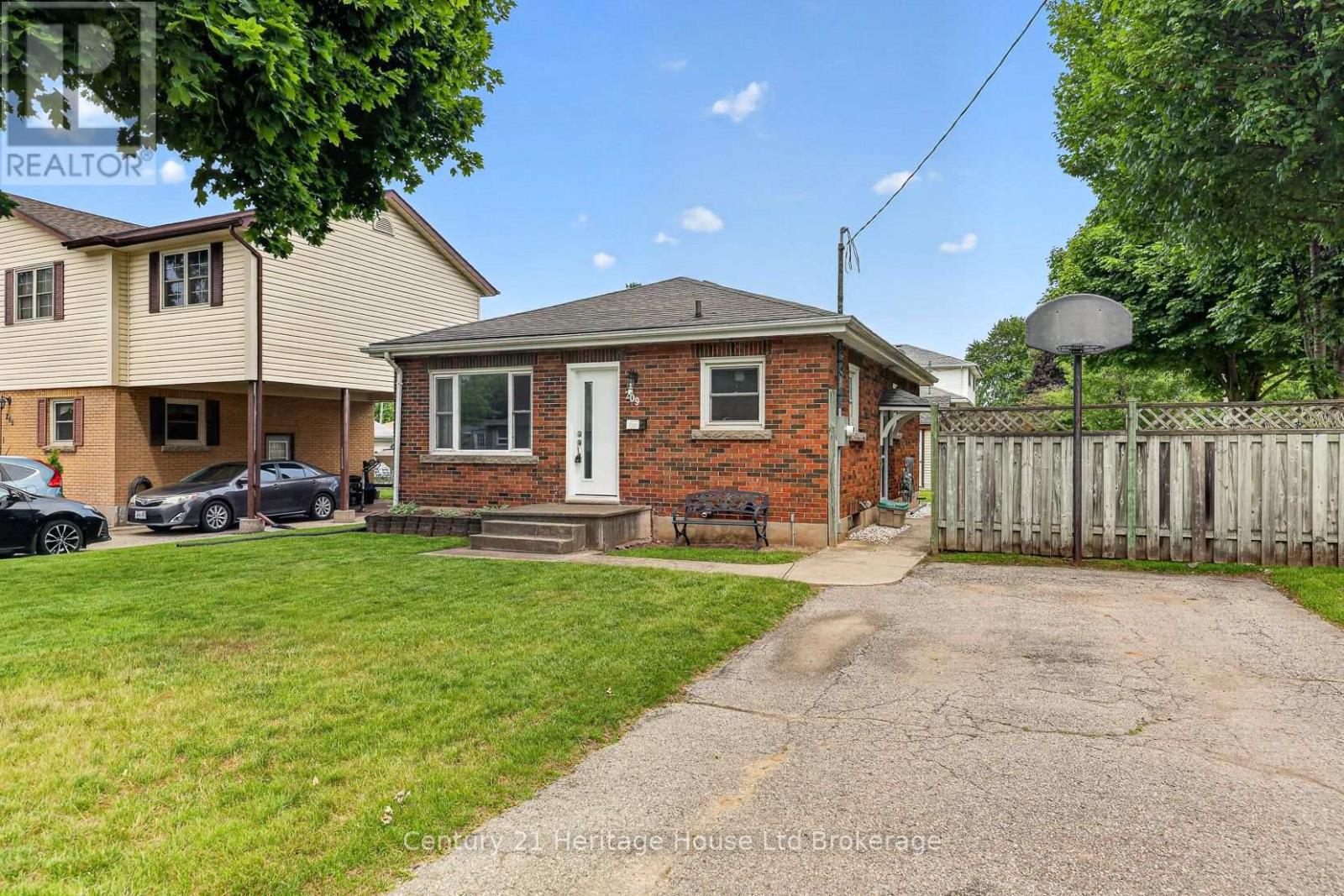 209 Butler Street Property Photo 7