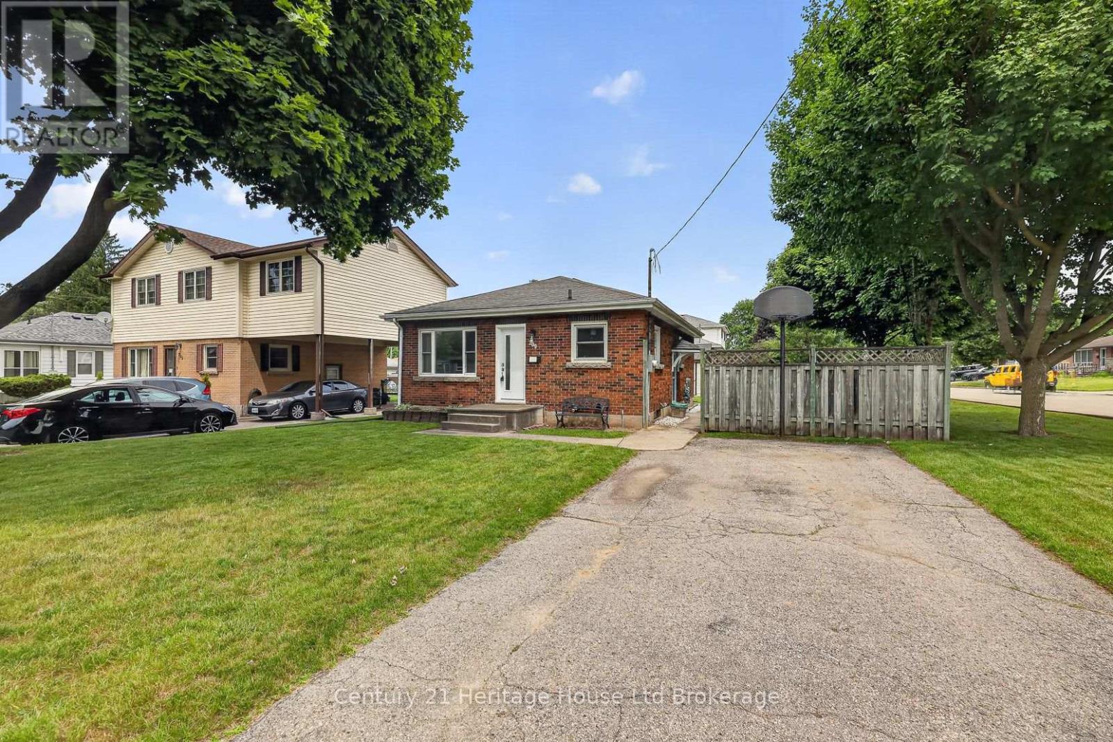 209 Butler Street Property Photo 8