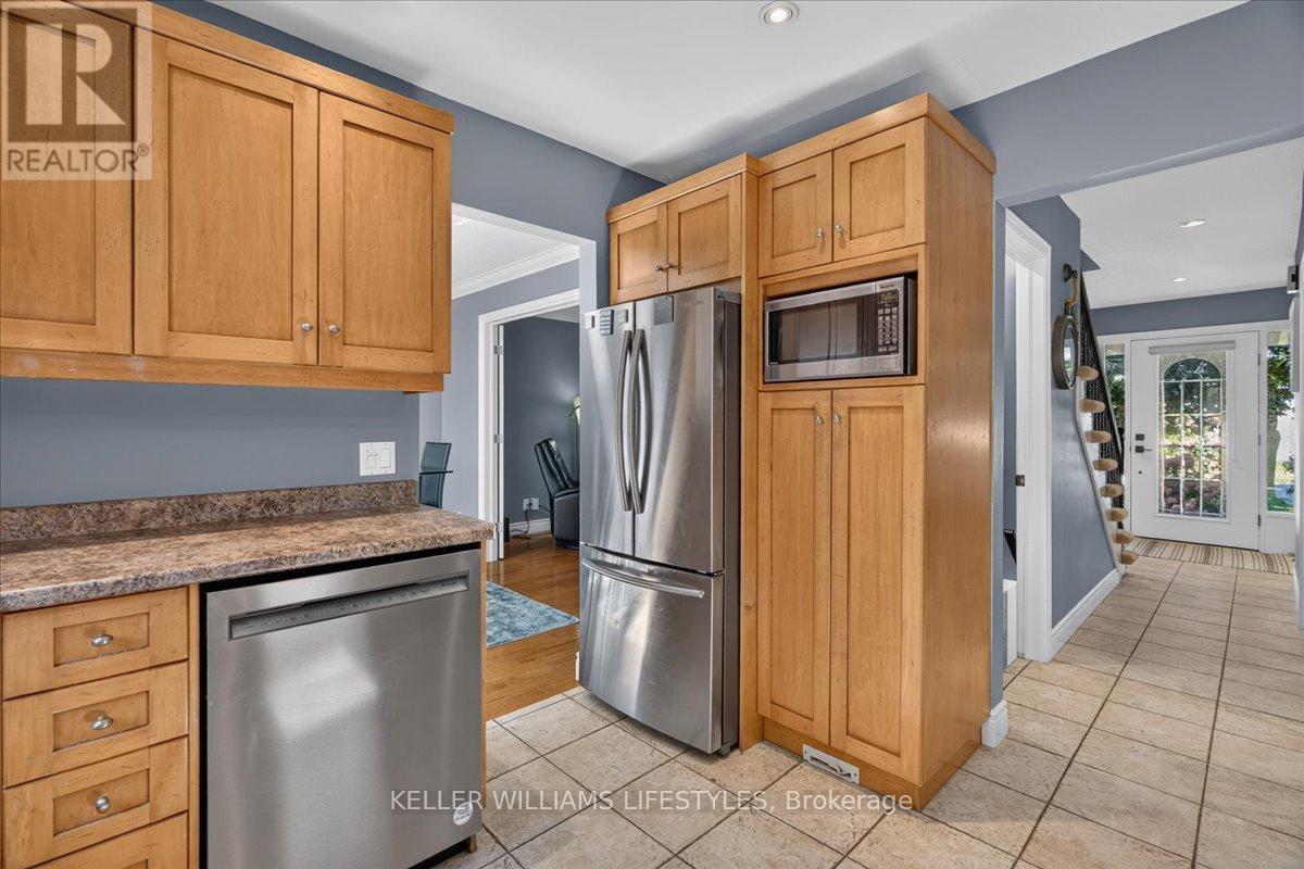 1879 Westgrove Drive Property Photo 12