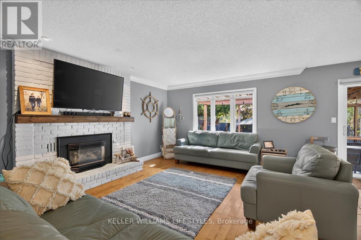 1879 Westgrove Drive Property Photo 14