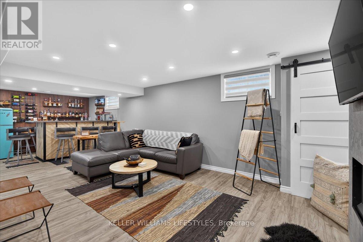 1879 Westgrove Drive Property Photo 26