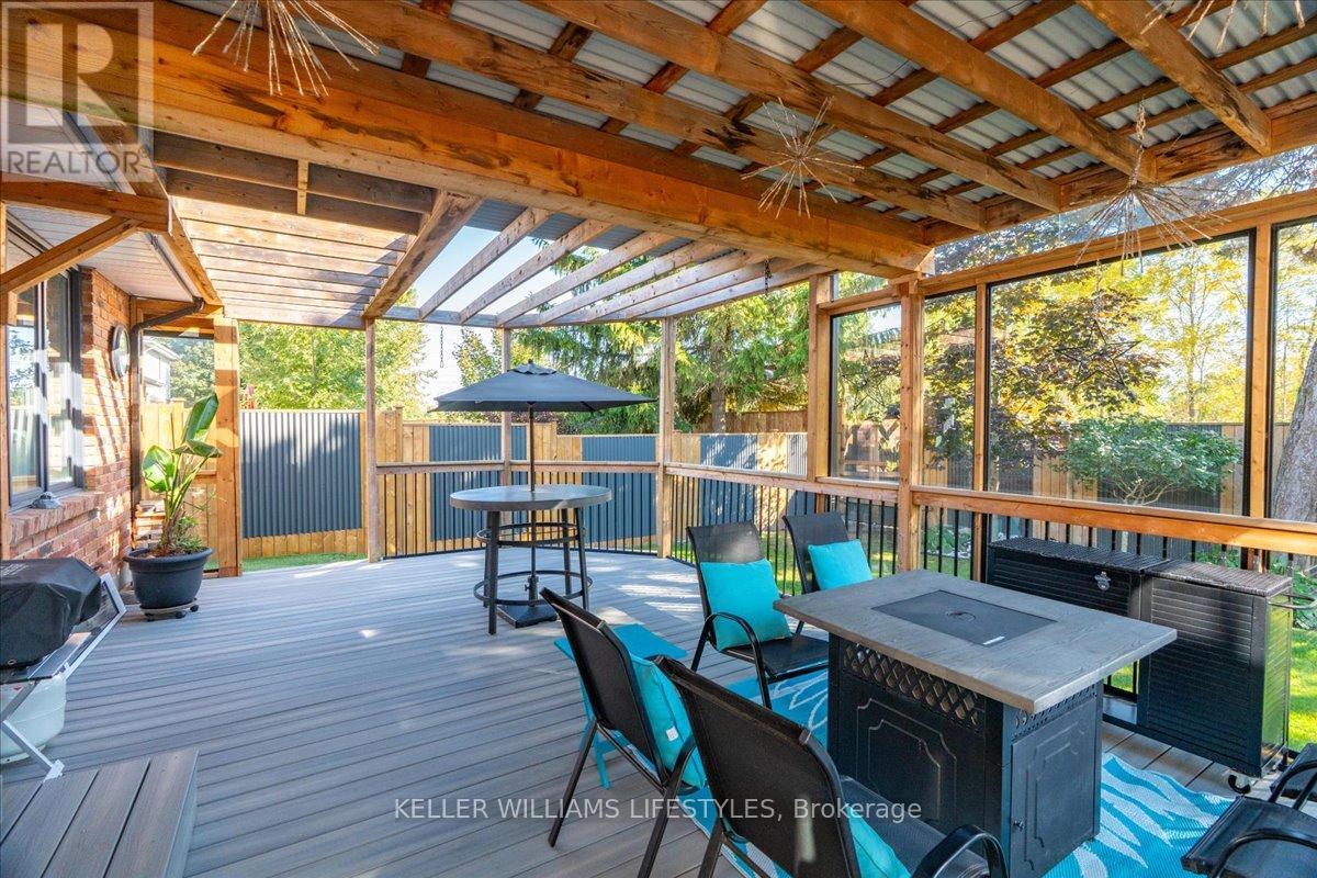 1879 Westgrove Drive Property Photo 32