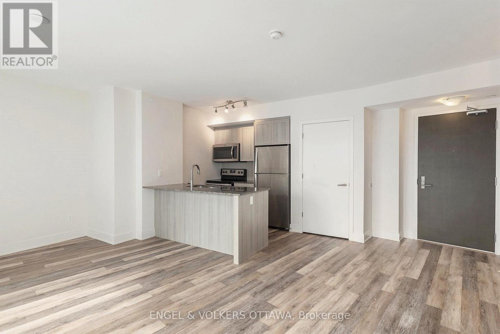 516 - 411 Mackay Street Property Photo 7