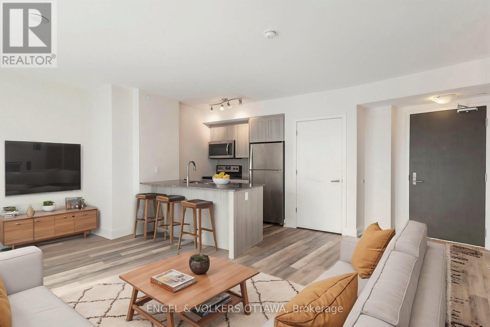 516 - 411 Mackay Street Property Photo 8