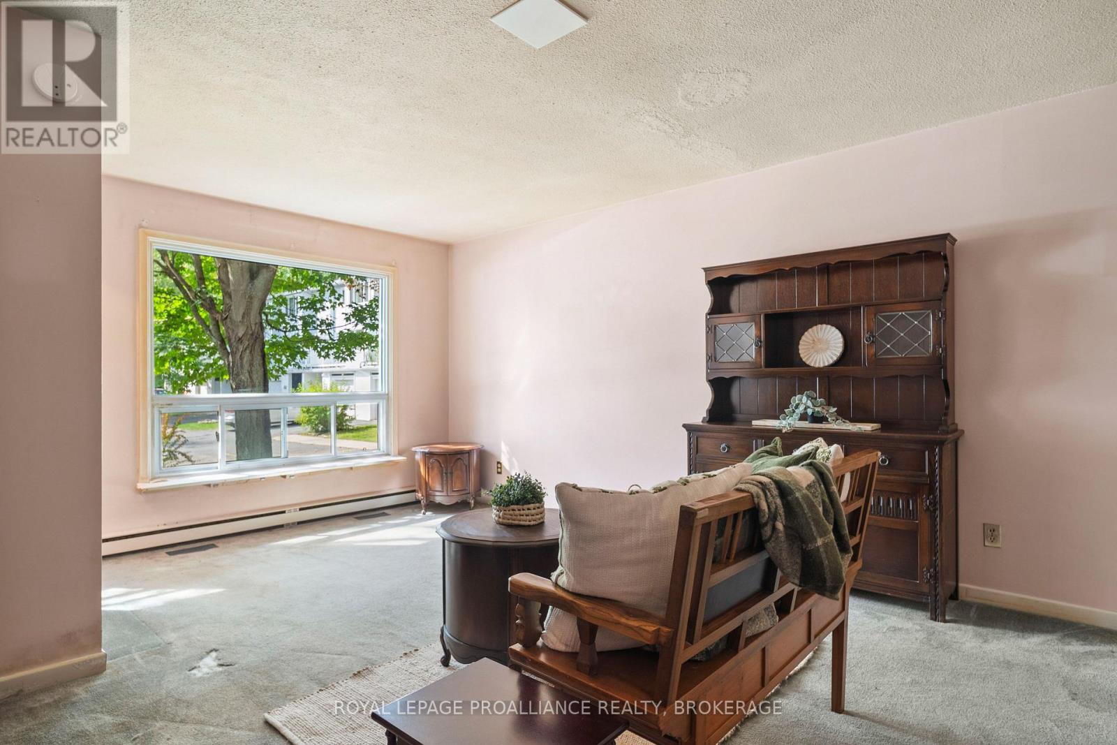 23 - 4427 Bath Road Property Photo 5
