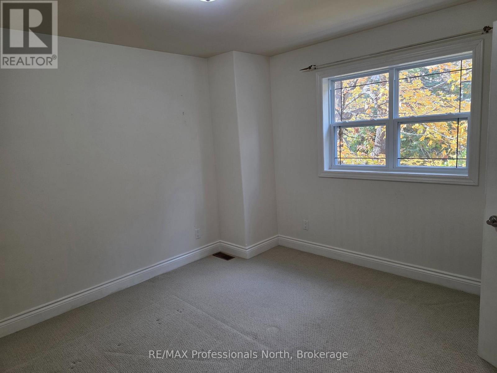 317 Falcon Road Property Photo 27