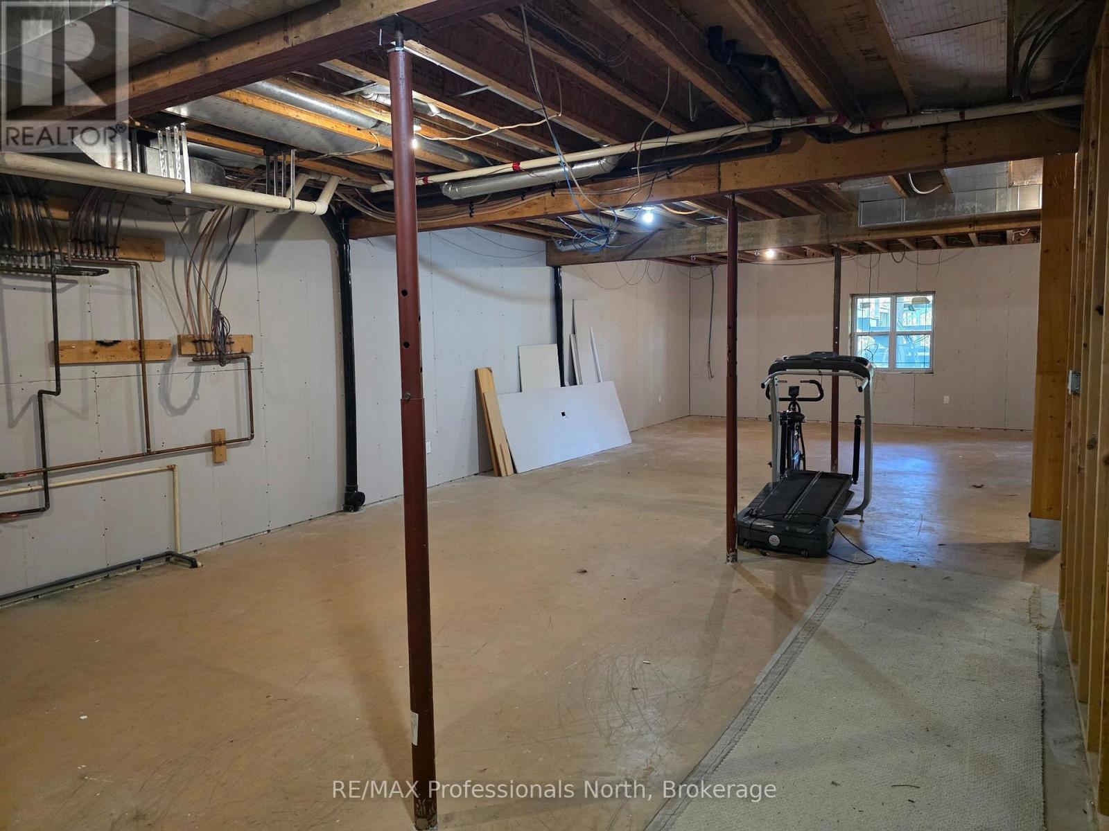 317 Falcon Road Property Photo 35