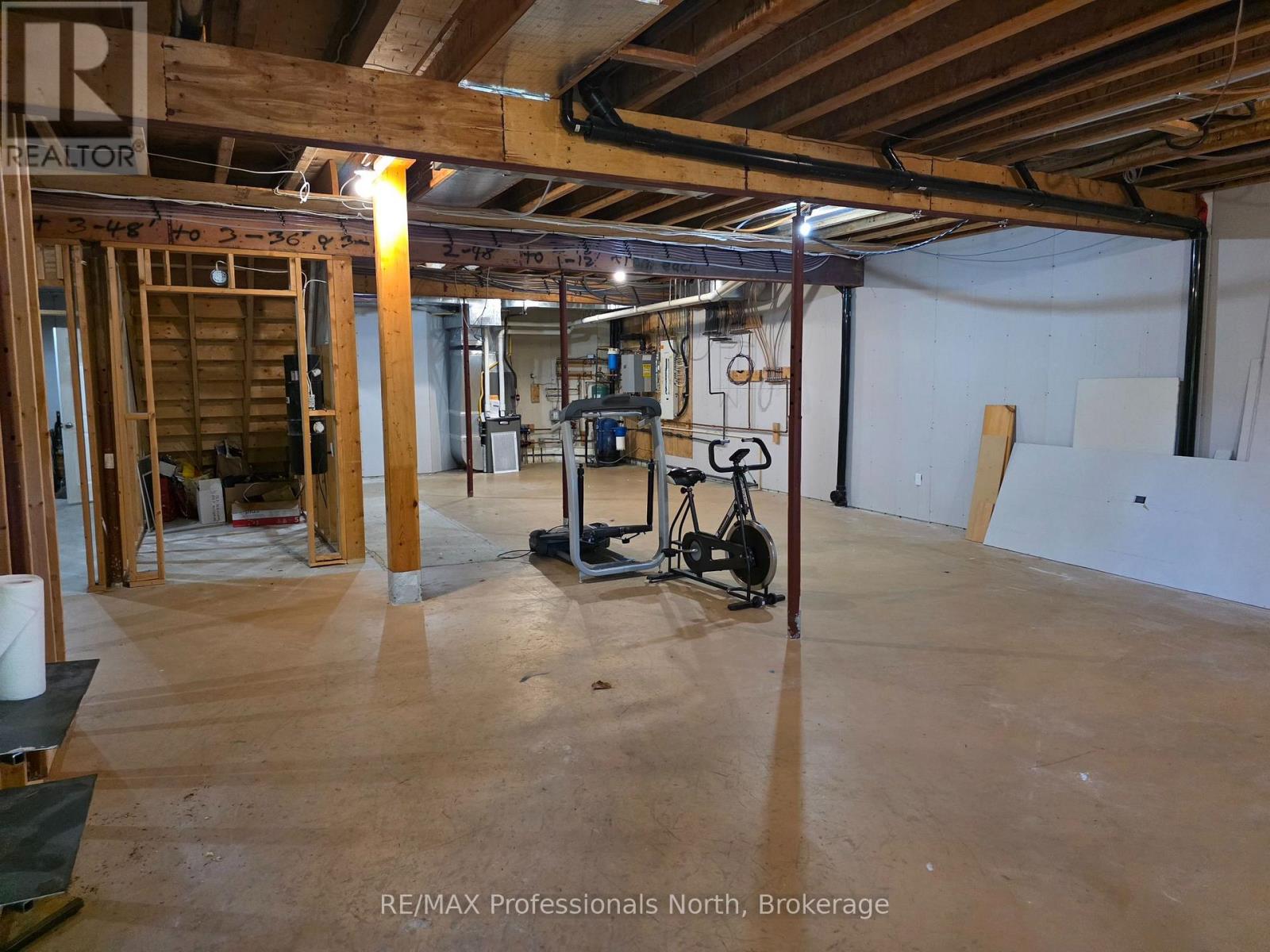 317 Falcon Road Property Photo 36