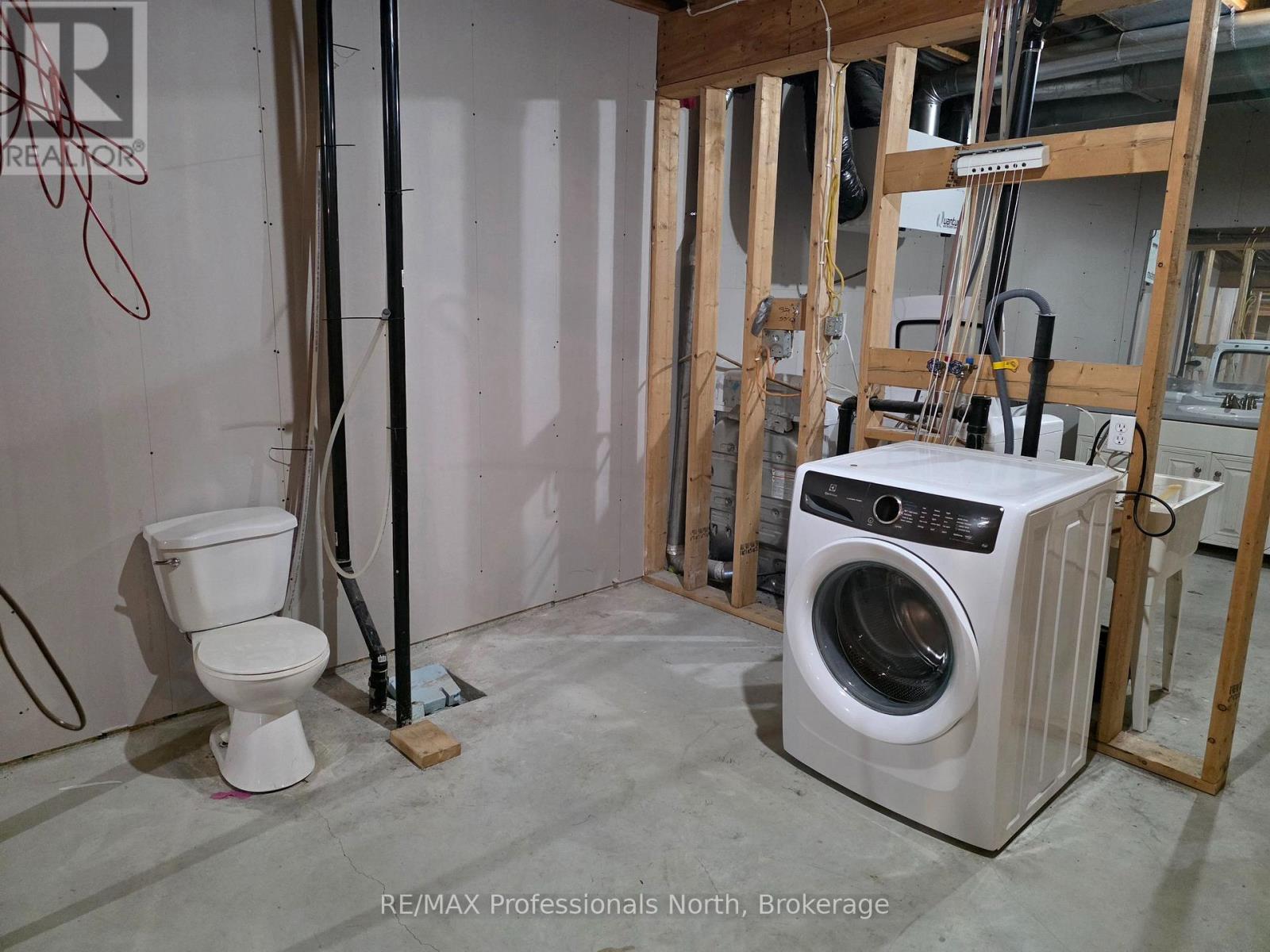 317 Falcon Road Property Photo 39
