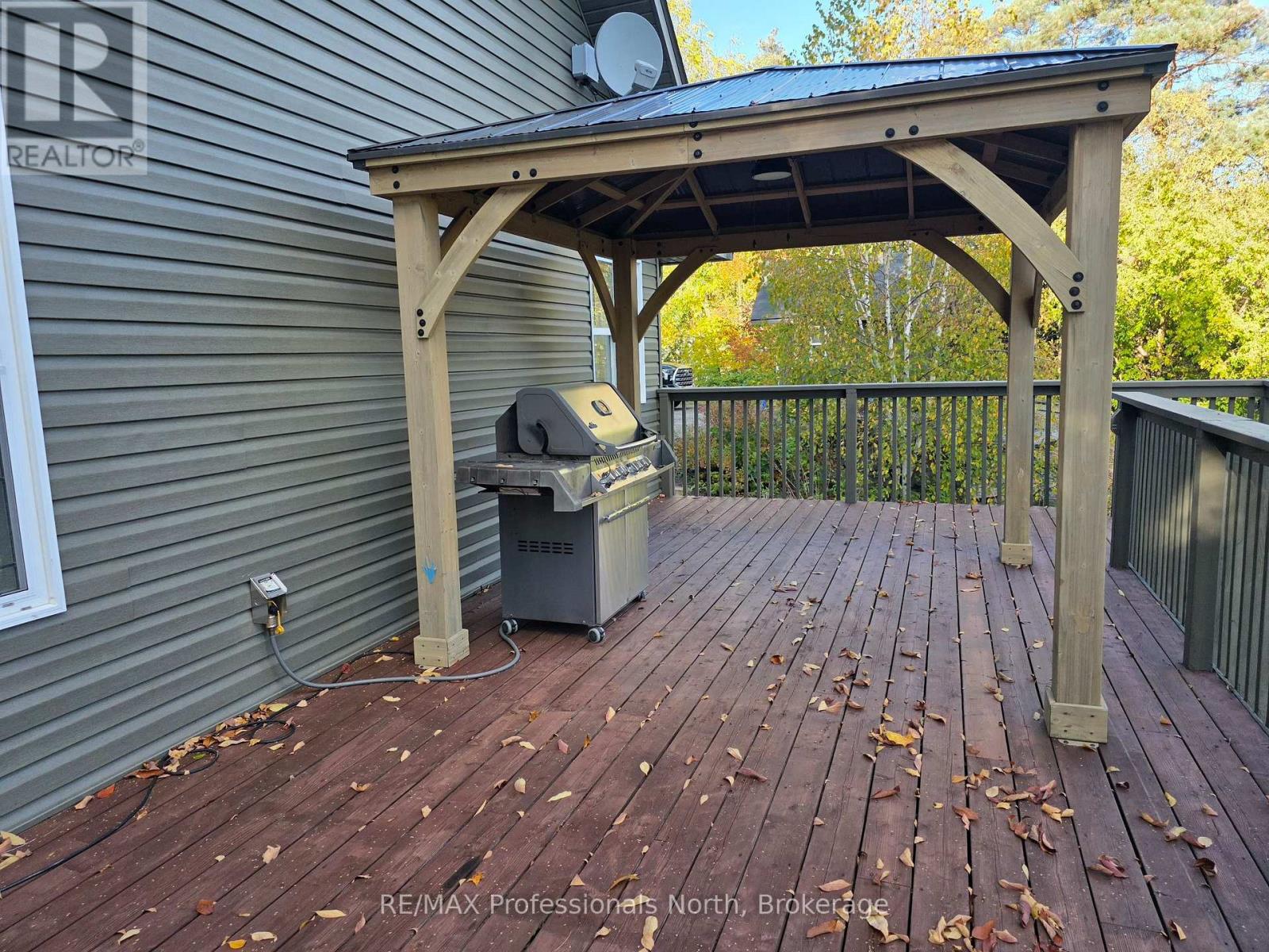 317 Falcon Road Property Photo 43