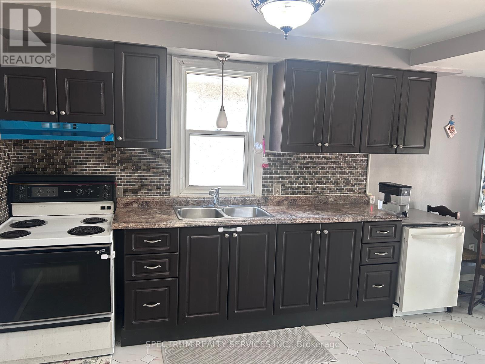 37 Hope Avenue Property Photo 3