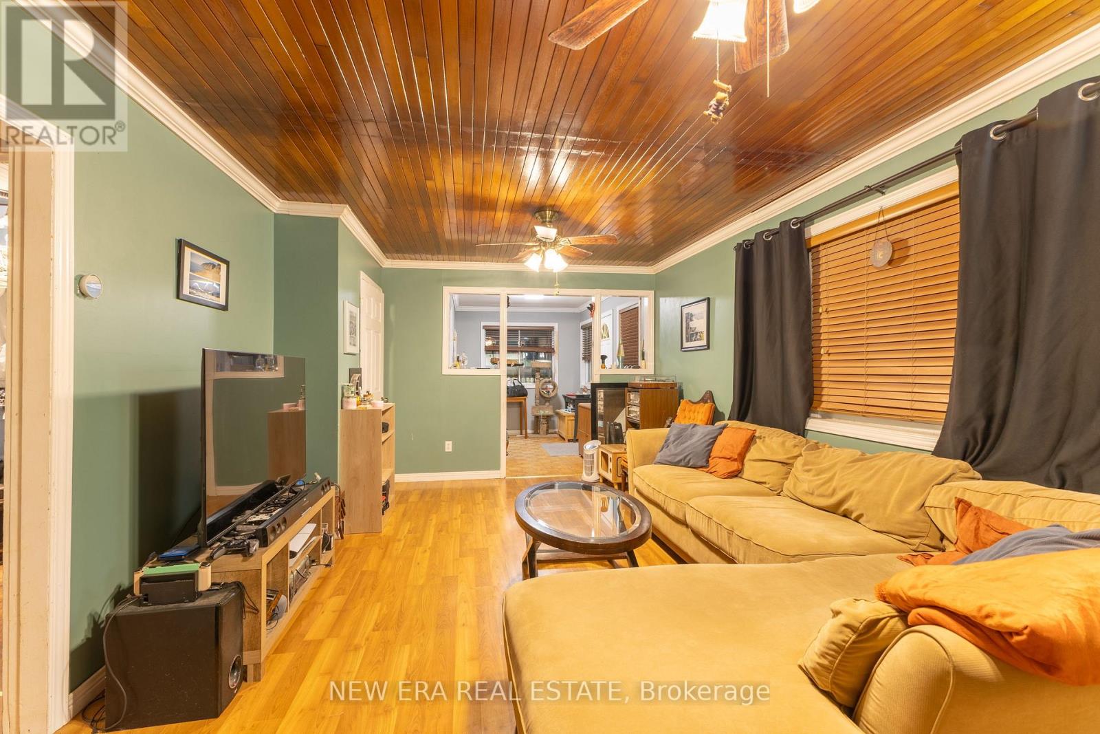 276 Upper Queen Street Avenue Property Photo 9