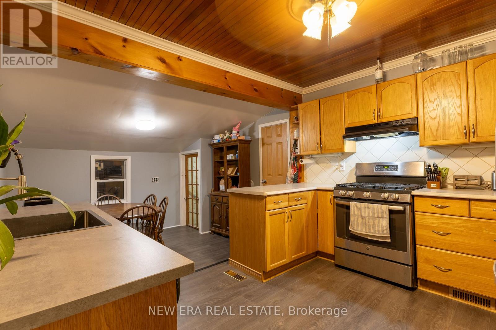 276 Upper Queen Street Avenue Property Photo 12
