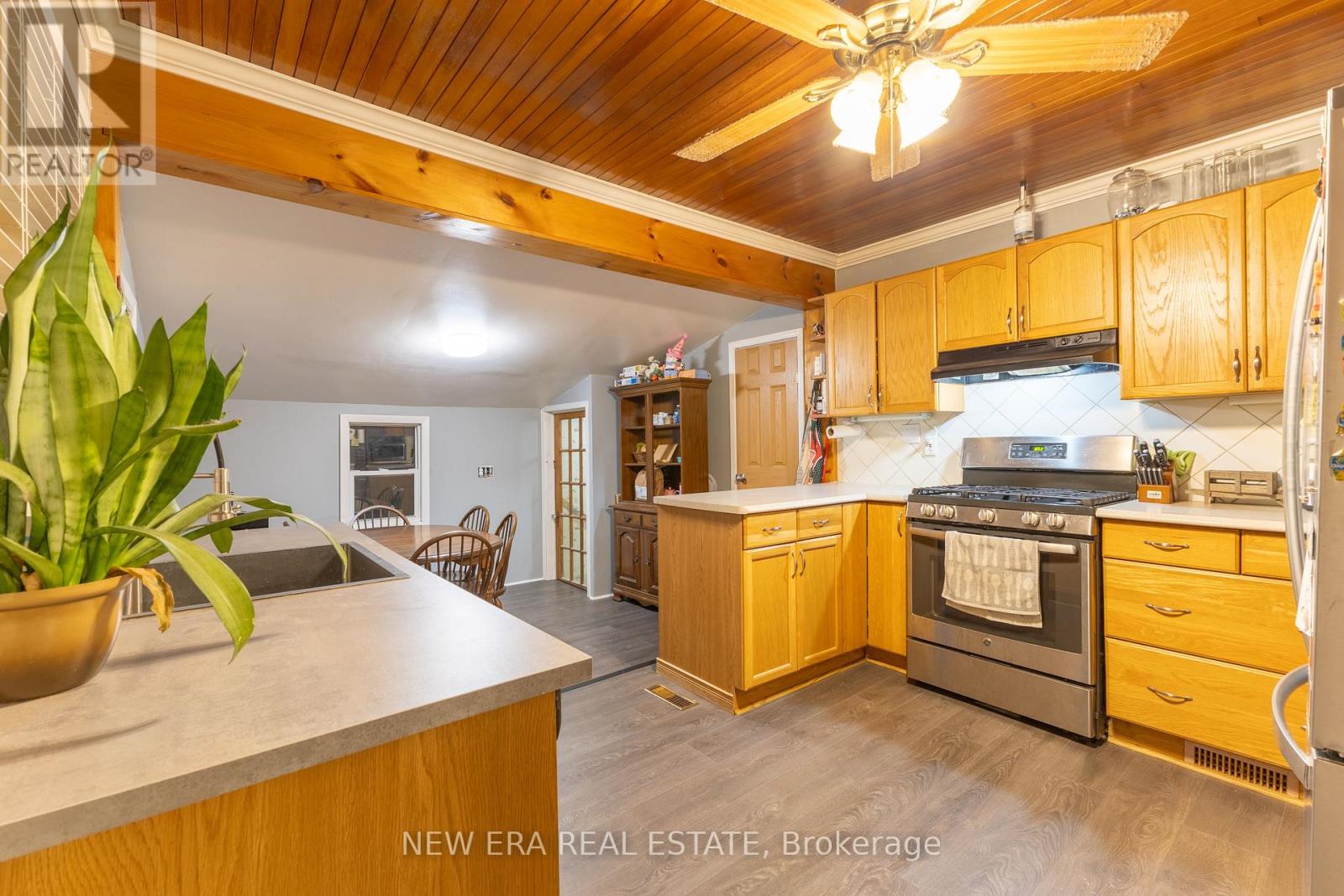 276 Upper Queen Street Avenue Property Photo 13