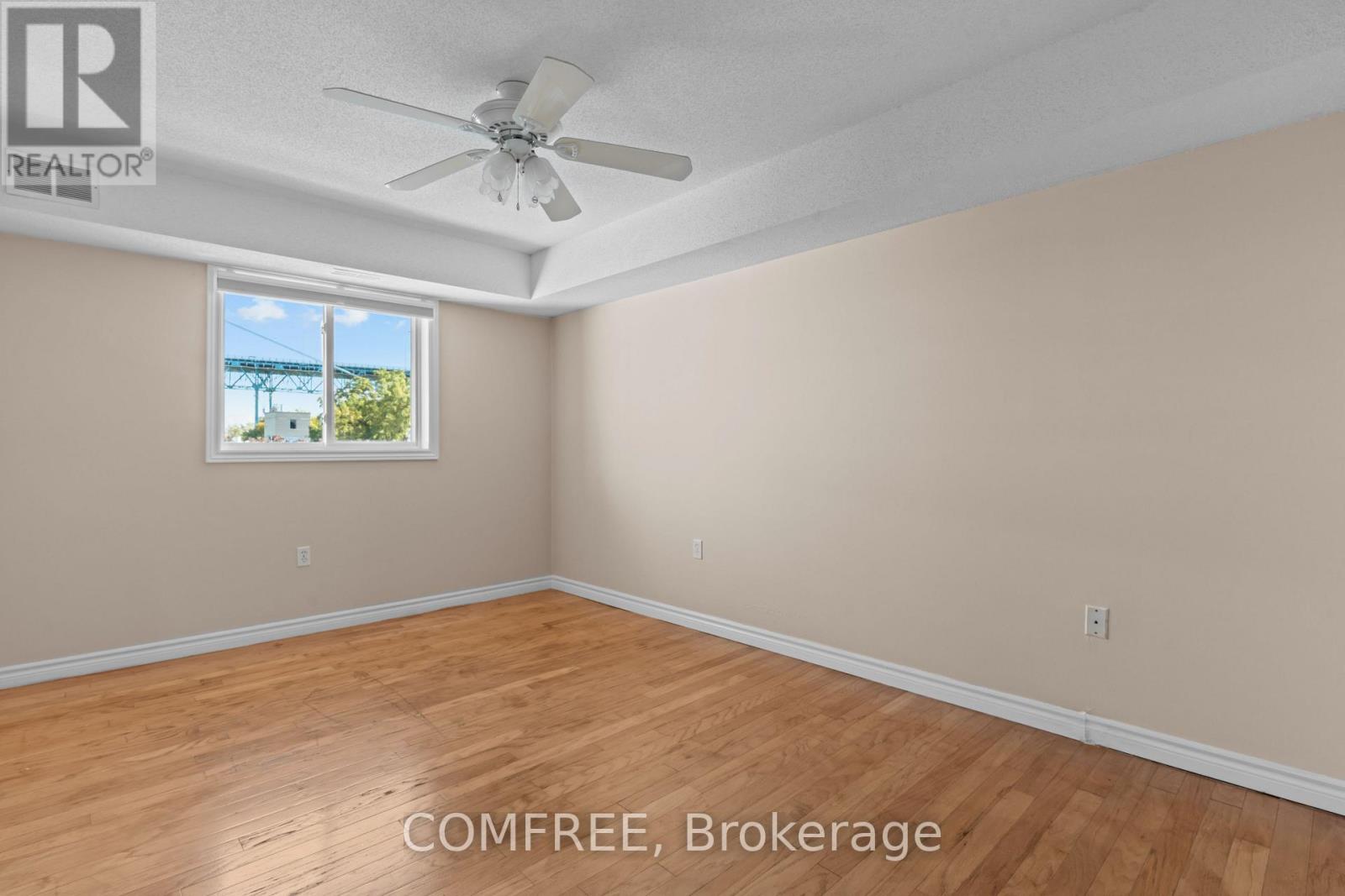 409 - 3000 Sandwich Street Property Photo 11