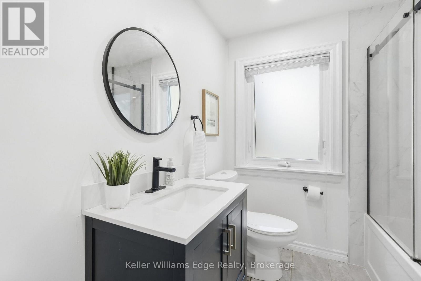 240 Bendamere Avenue Property Photo 27