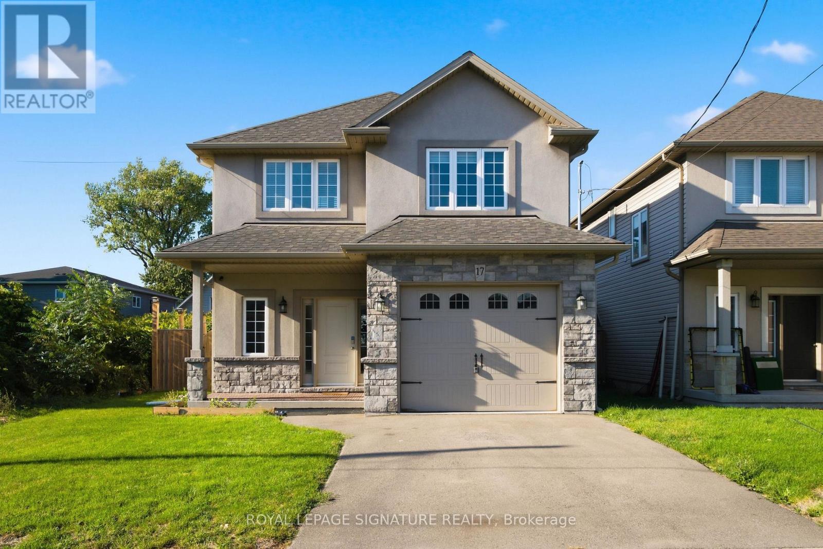 17 Lagoon Avenue Property Photo 1