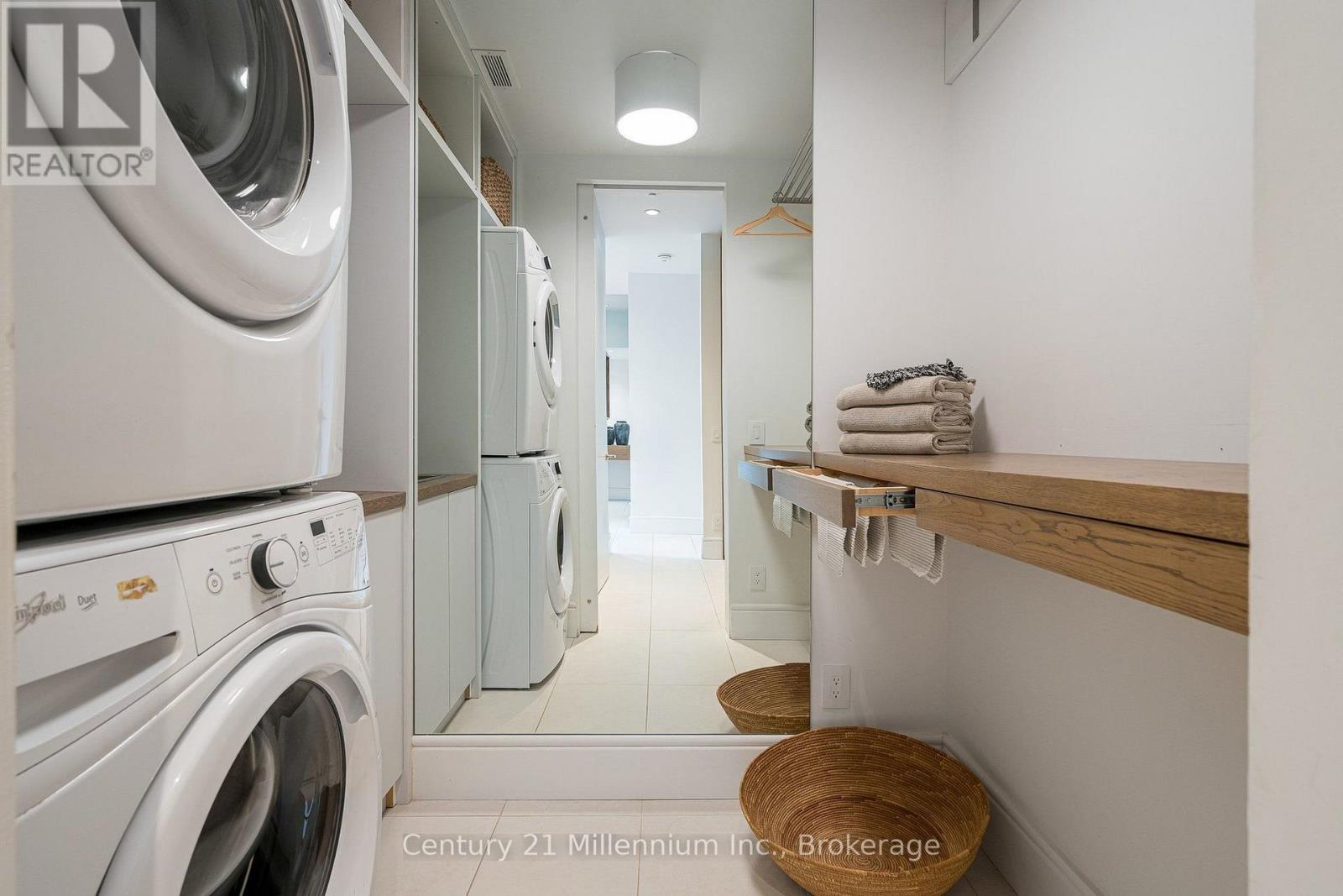 516557 7th Line Property Photo 8