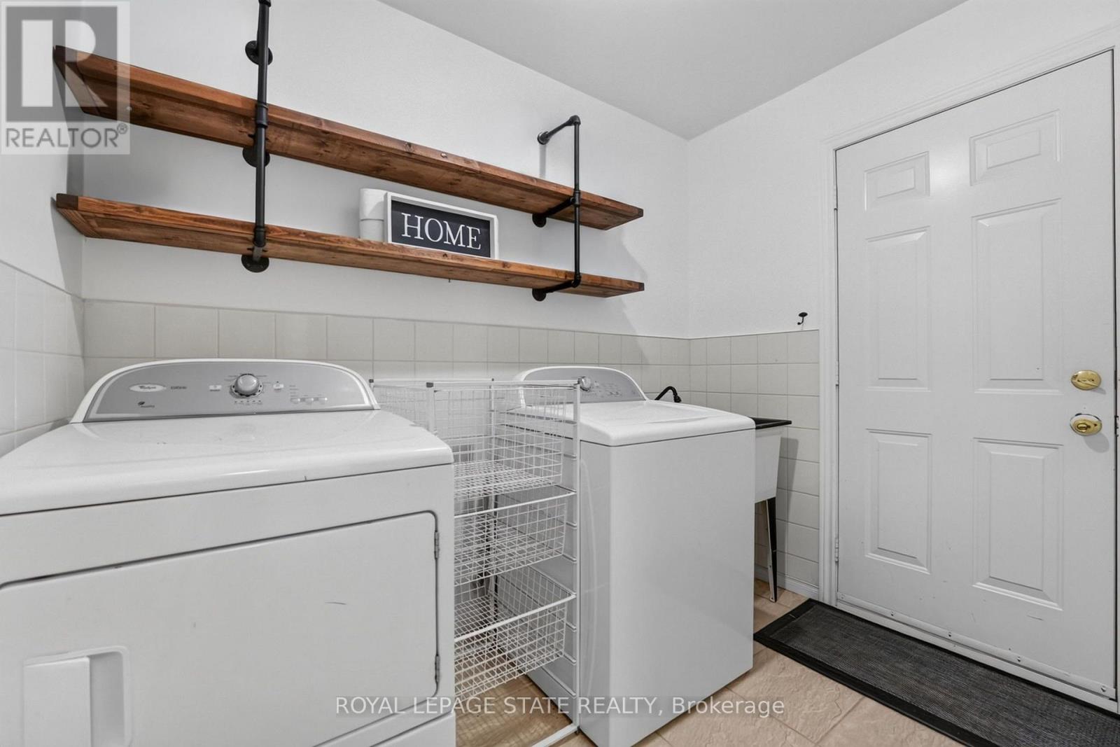 28 Holkham Avenue Property Photo 8