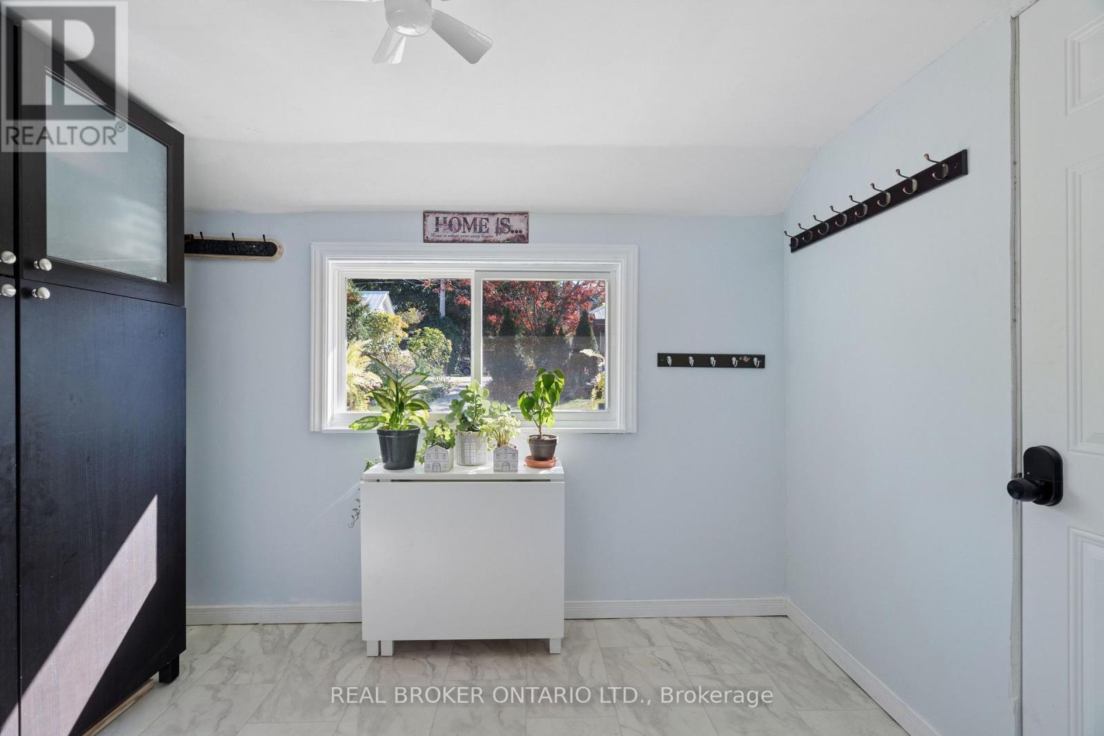 324 Daly Street Property Photo 20