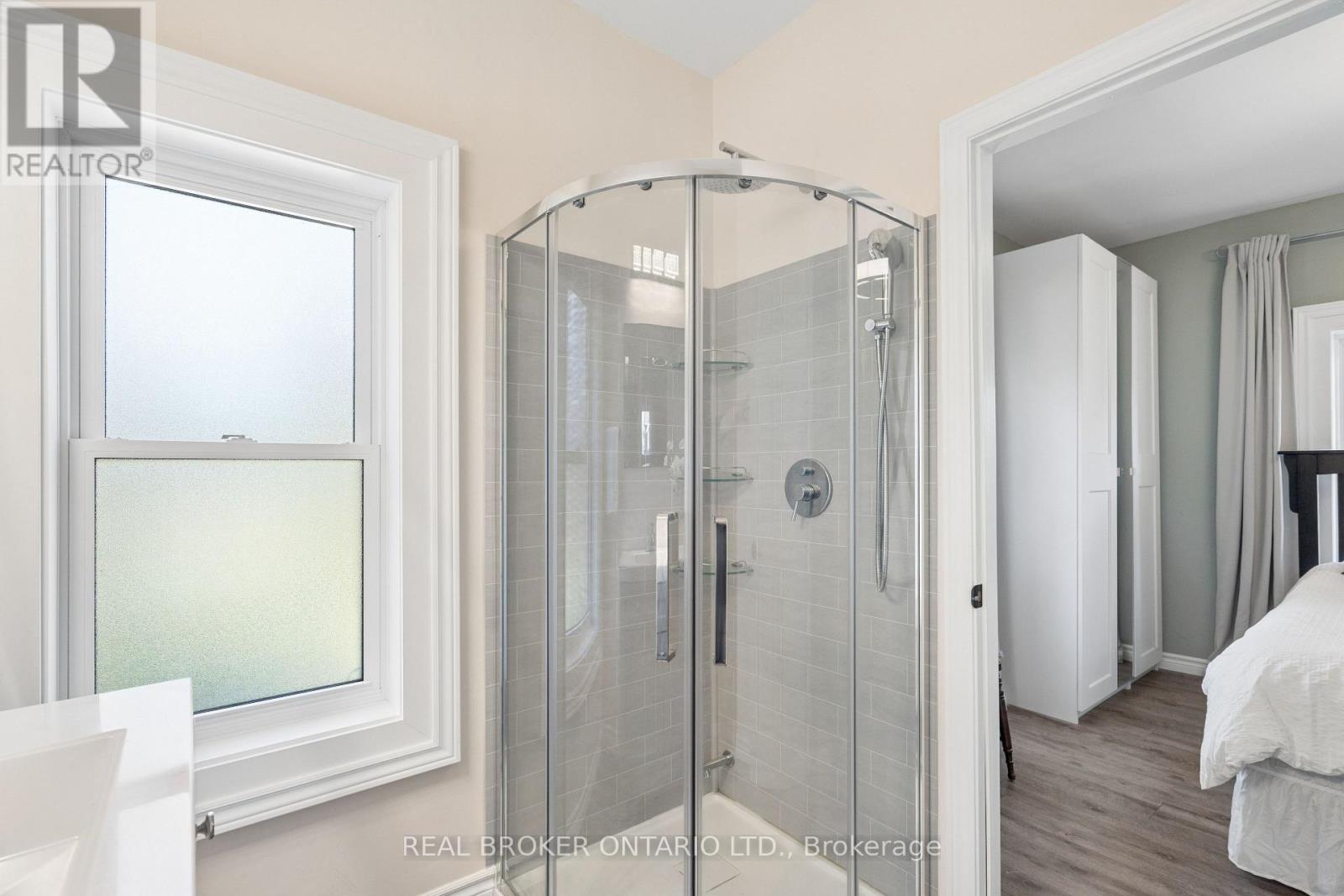 324 Daly Street Property Photo 29