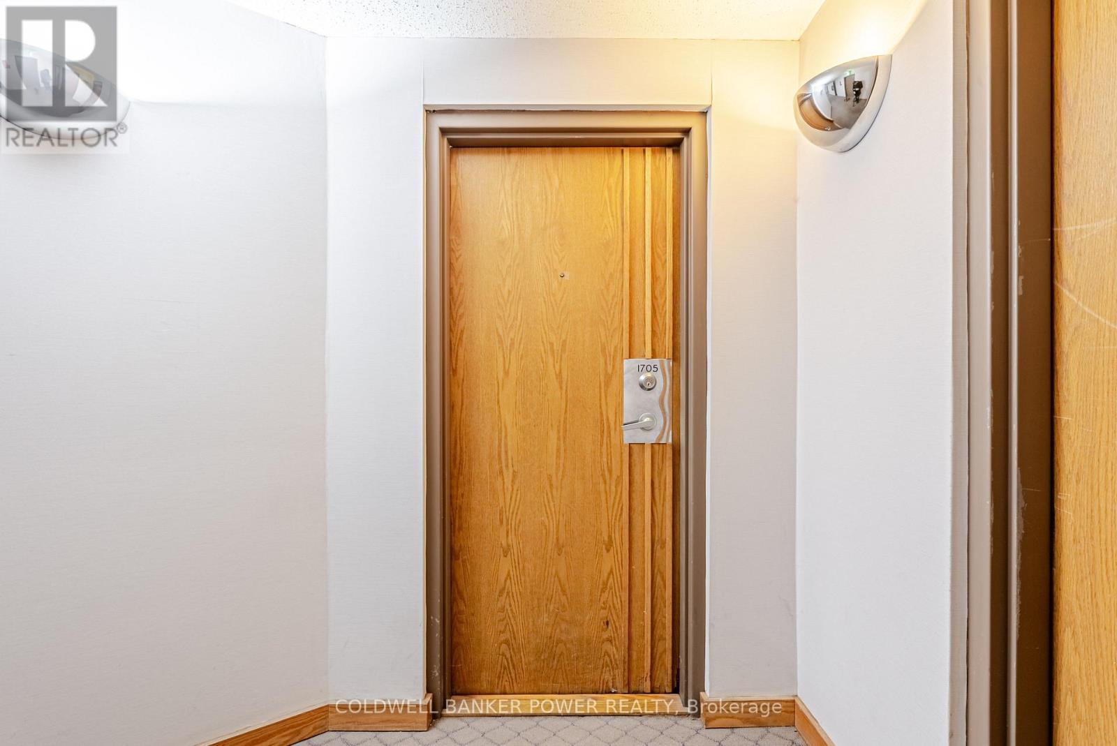 1705 - 695 Richmond Street Property Photo 5