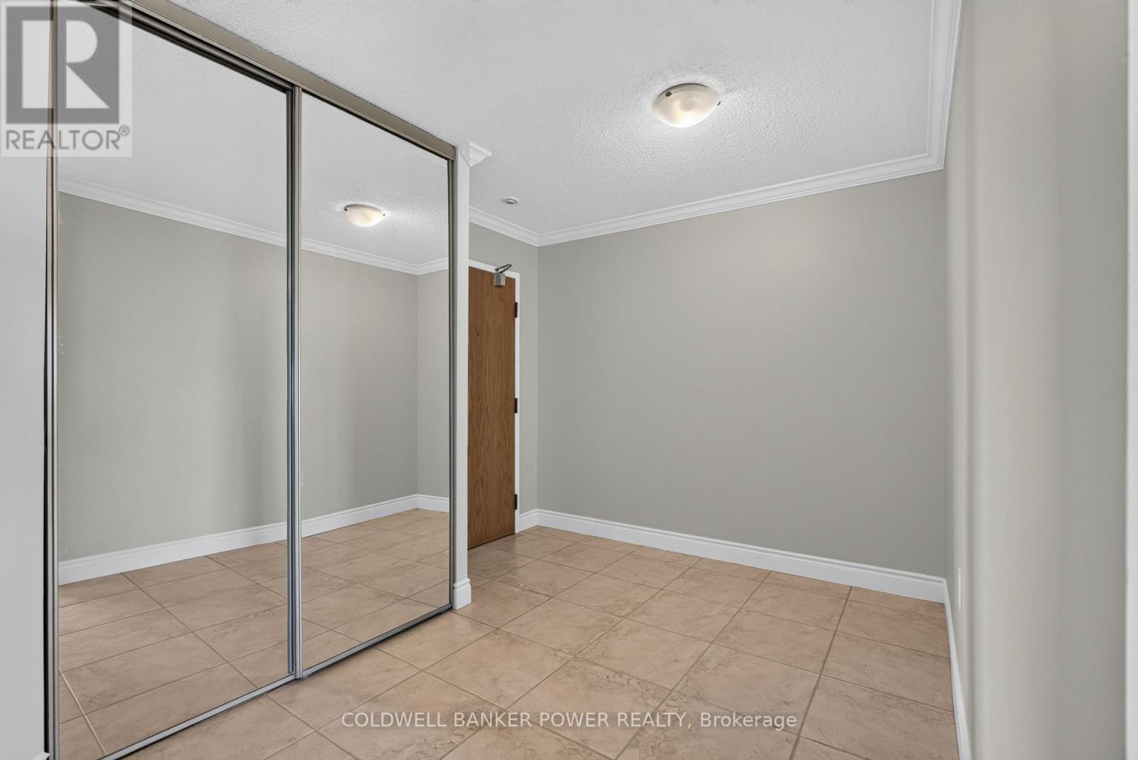 1705 - 695 Richmond Street Property Photo 7