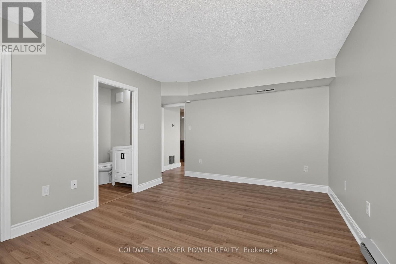 1705 - 695 Richmond Street Property Photo 24
