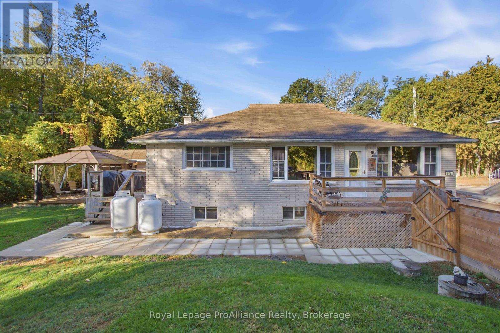 114 CATHERINE STREET Property Photo 1