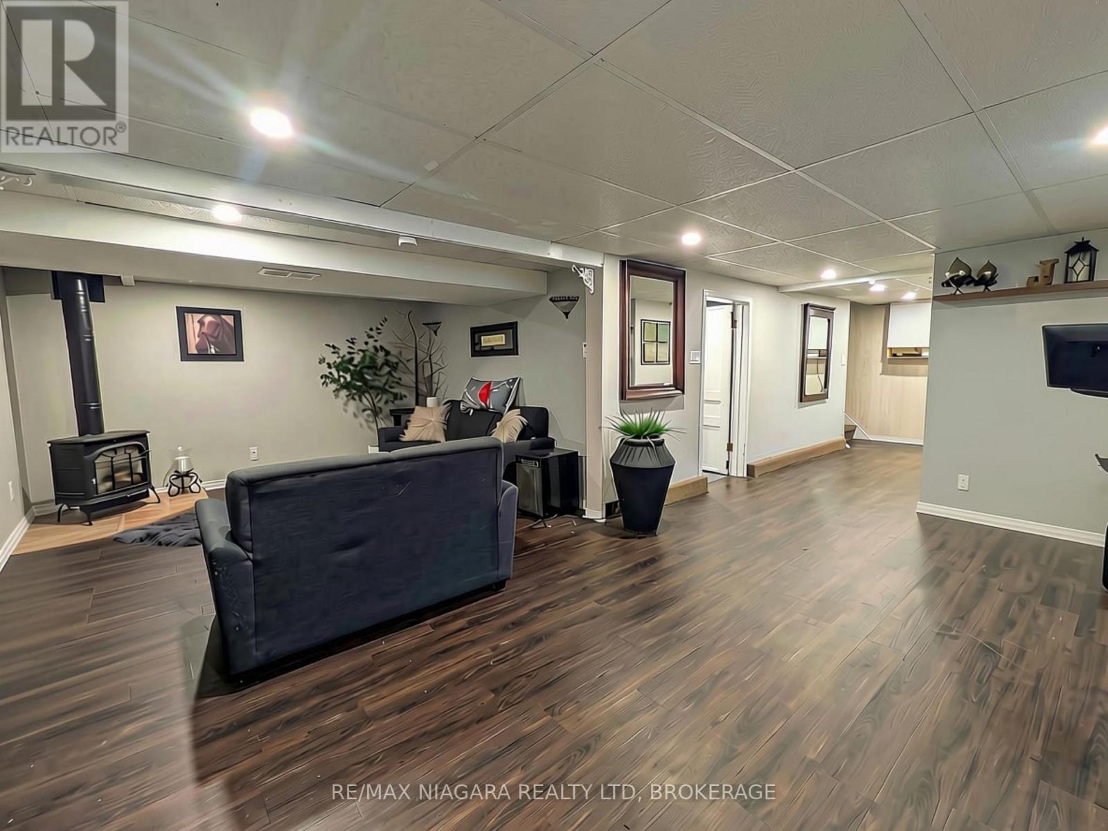 8610 Furlong Avenue Property Photo 13
