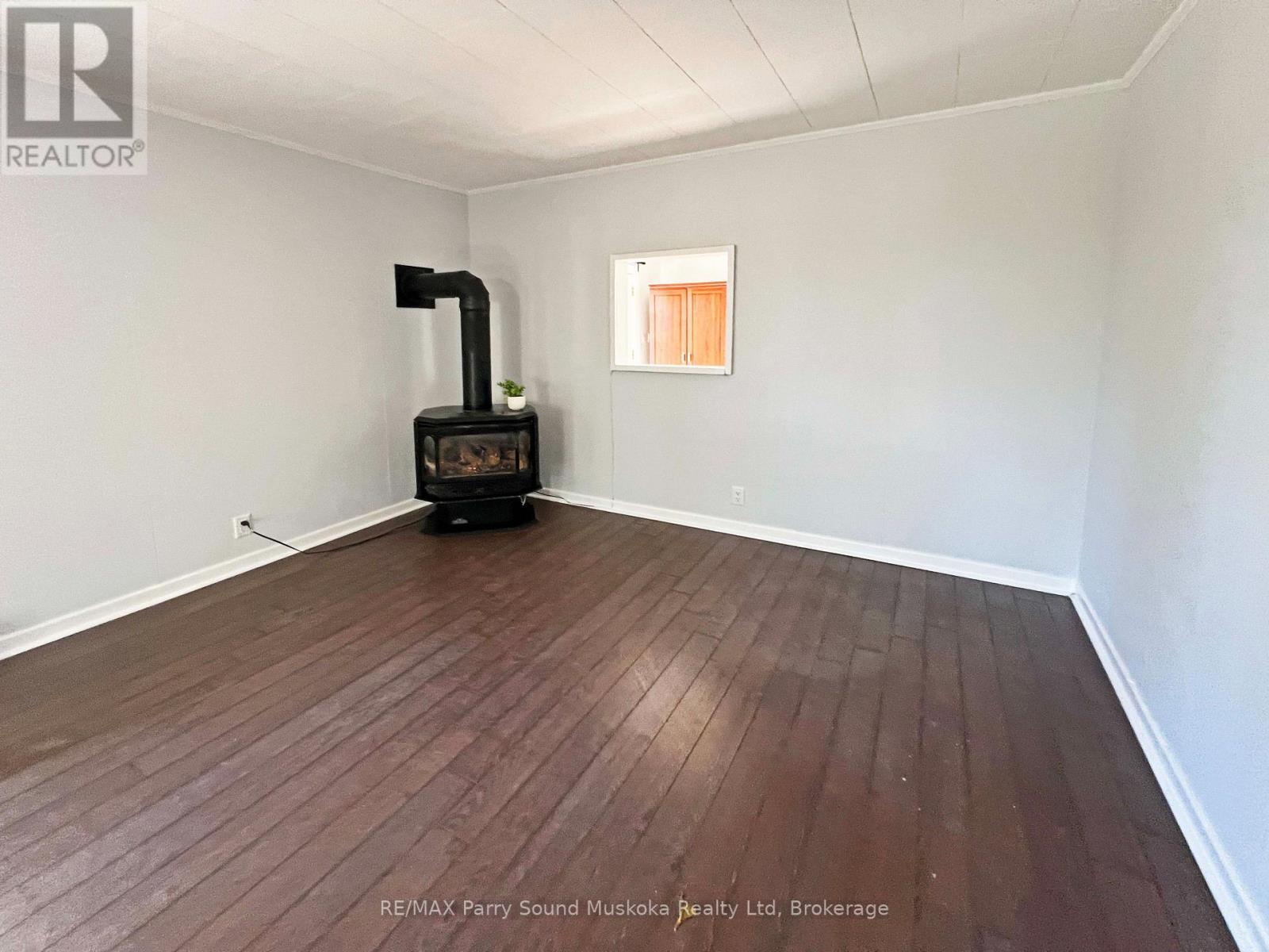 15 Church Street Property Photo 6